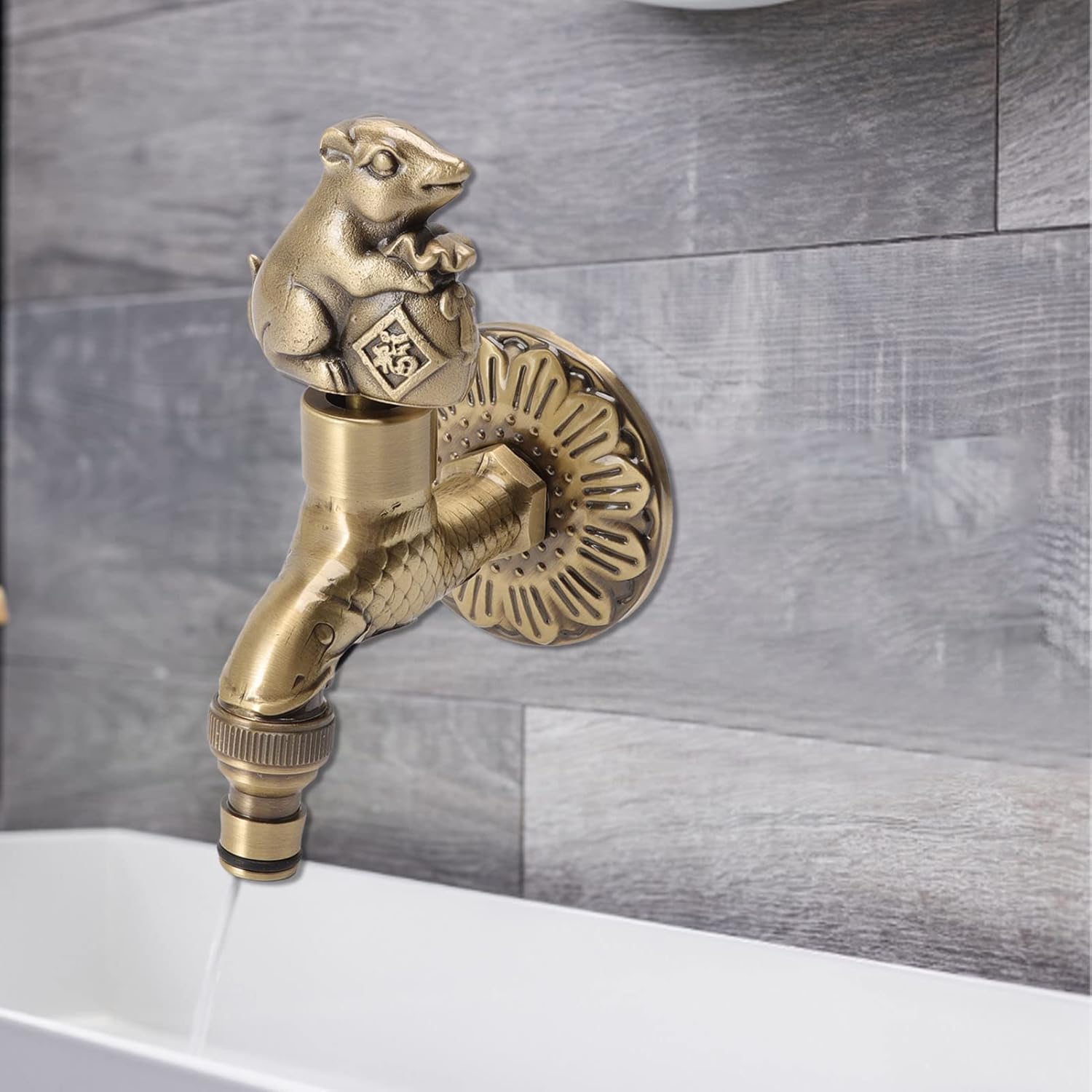 Tissting Grifo de agua montado en la pared G12, material de latón, diseño vintage de dragón chino, grifo de cocina, grifo de lavadora, grifo de