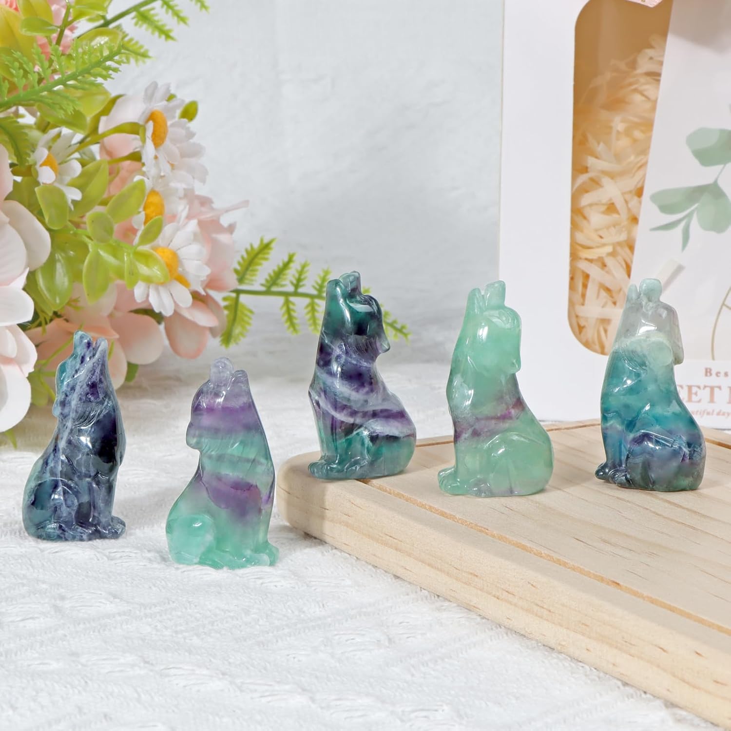 Artistone Estatua de lobo con cabeza de fluorita arcoíris de 2 pulgadas, adorno decorativo para centro de mesa del hogar, adorno curativo y