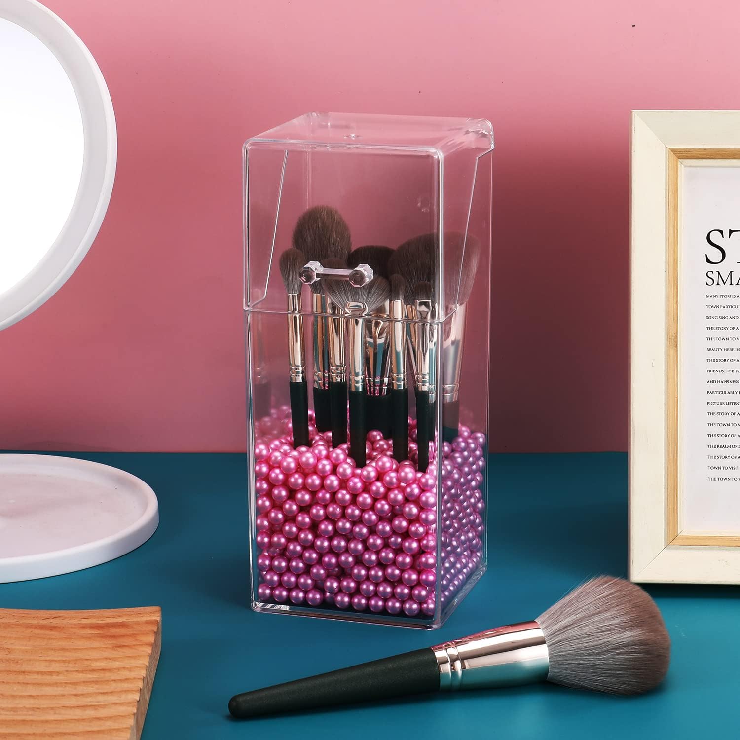 Sooyee Soporte para brochas de maquillaje, organizador de brochas de maquillaje con perlas rosas de 0.315 in, soporte para brochas de maquillaje a
