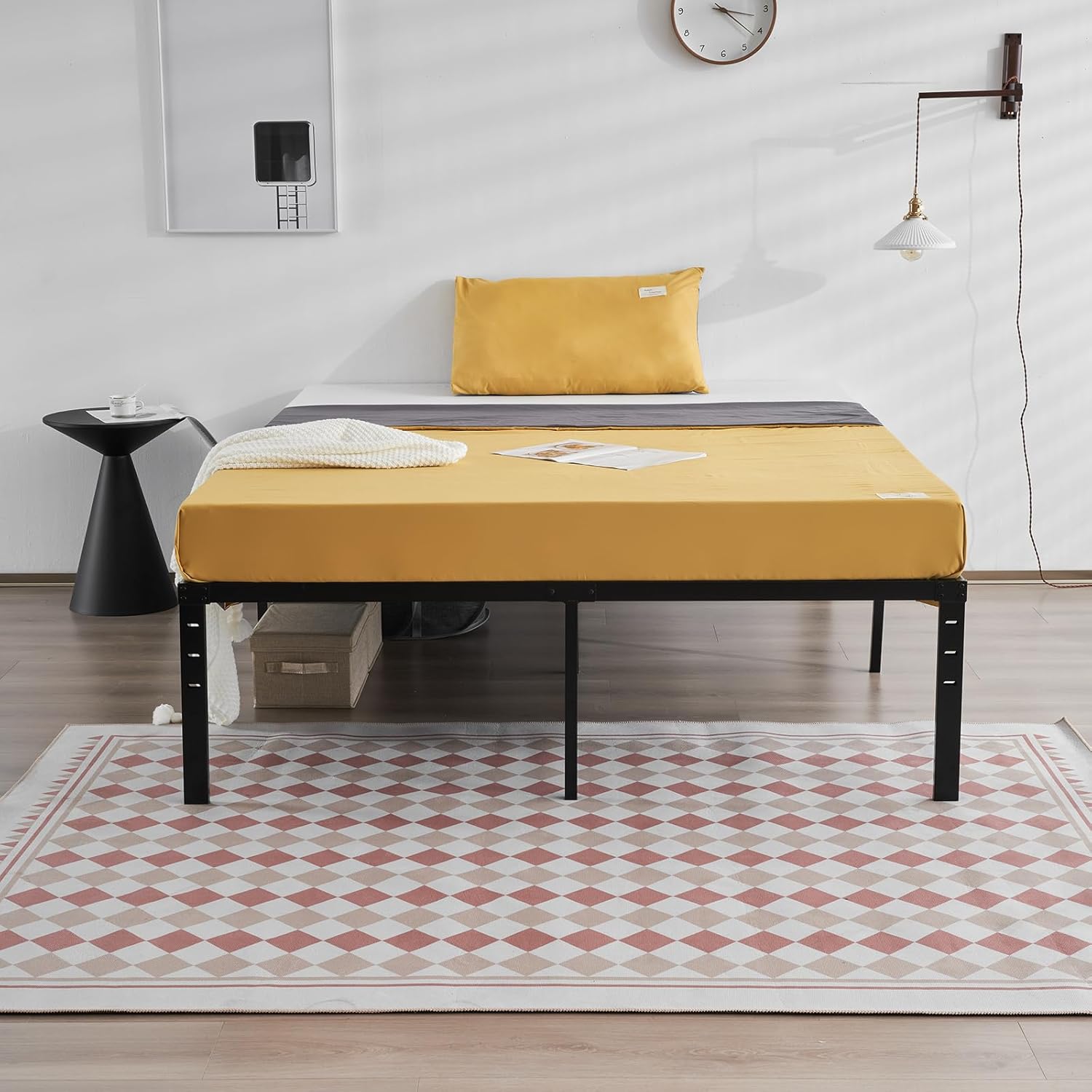 Base de cama de metal, marco de cama de plataforma de metal simple, espacio de almacenamiento debajo de la cama, marco de cama resistente, marco de