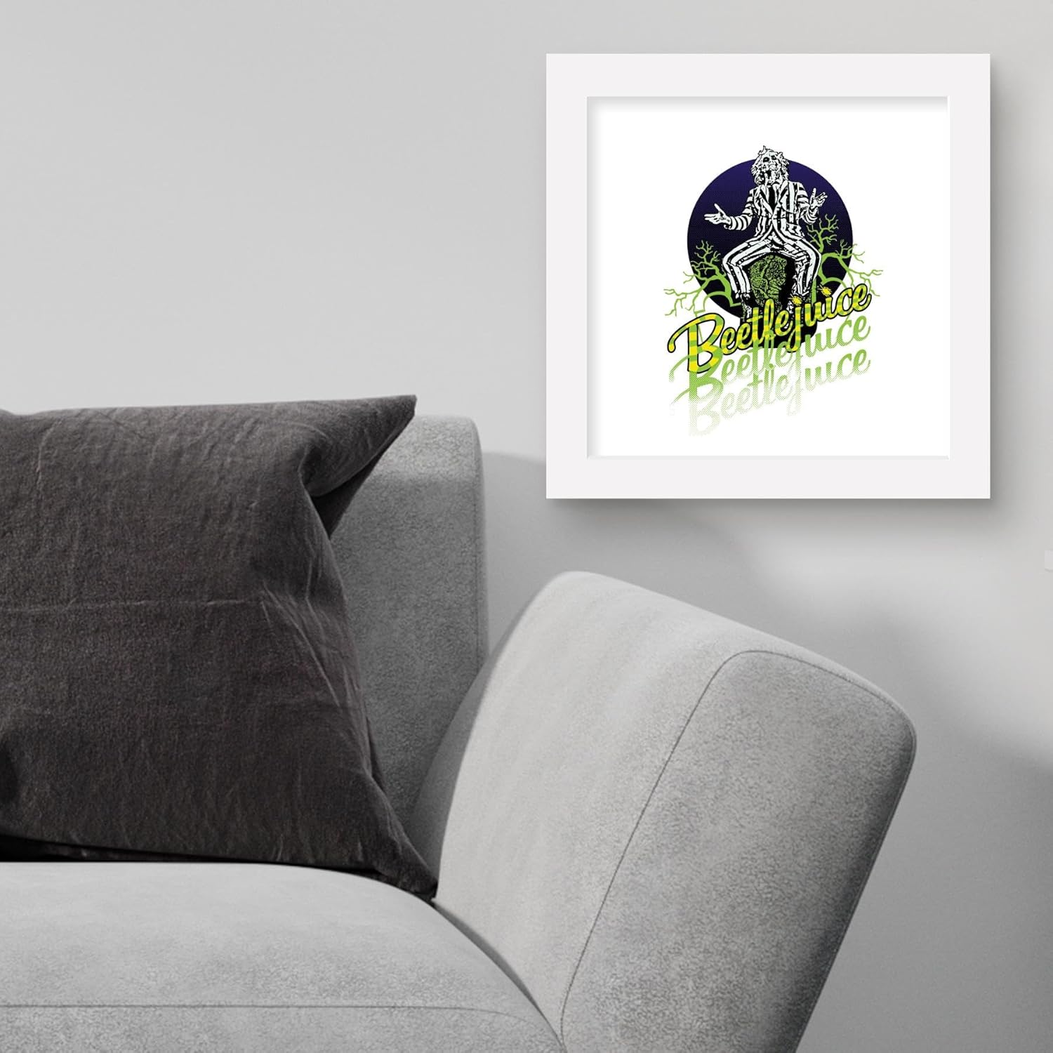 Trends International Gallery Pops Beetlejuice – Póster gráfico de pared de Beetlejuice, 12.00 x 12.00 pulgadas, versión de marco blanco