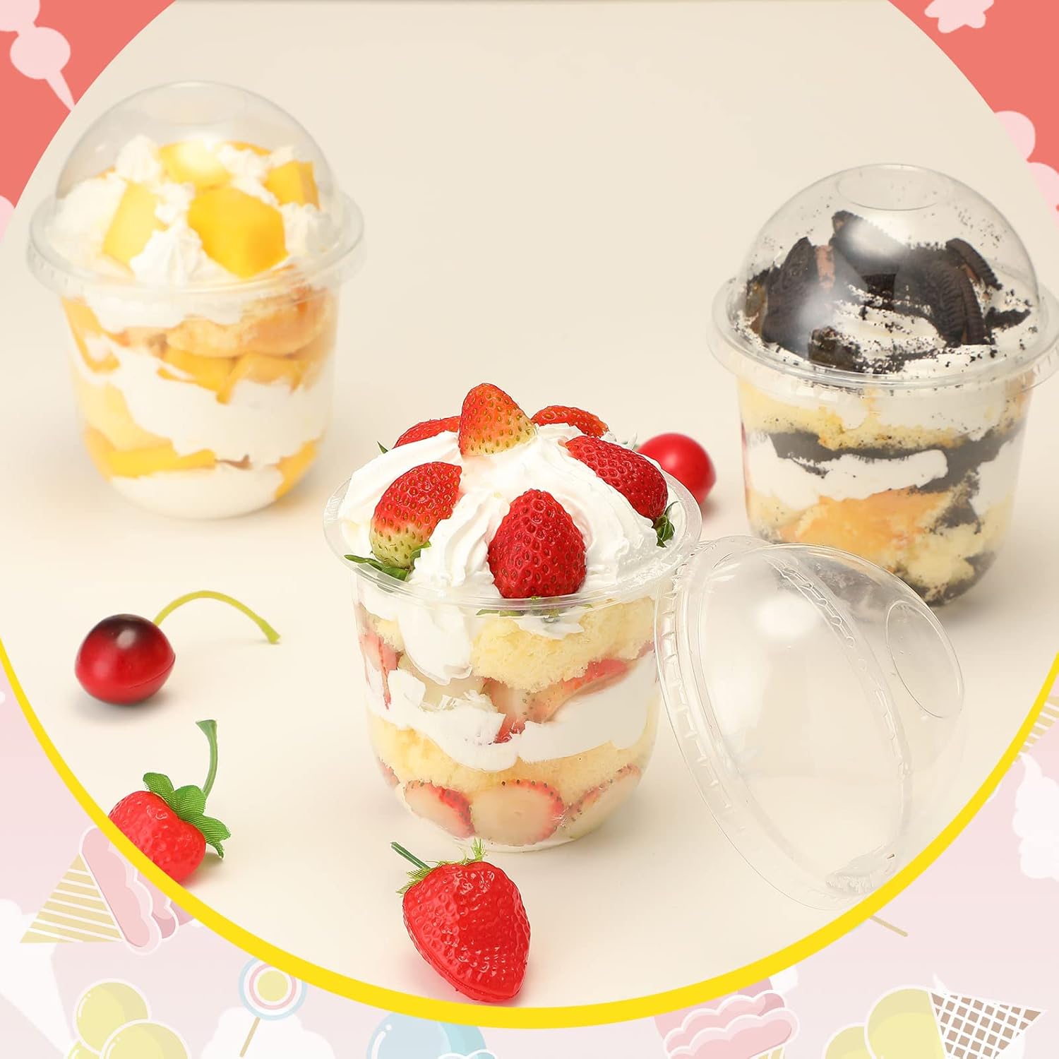 Paquete de 50 tazas de postre con tapas de cúpula, vasos de plástico desechables con tapas, tazas de helado de PET transparentes (sin agujero),