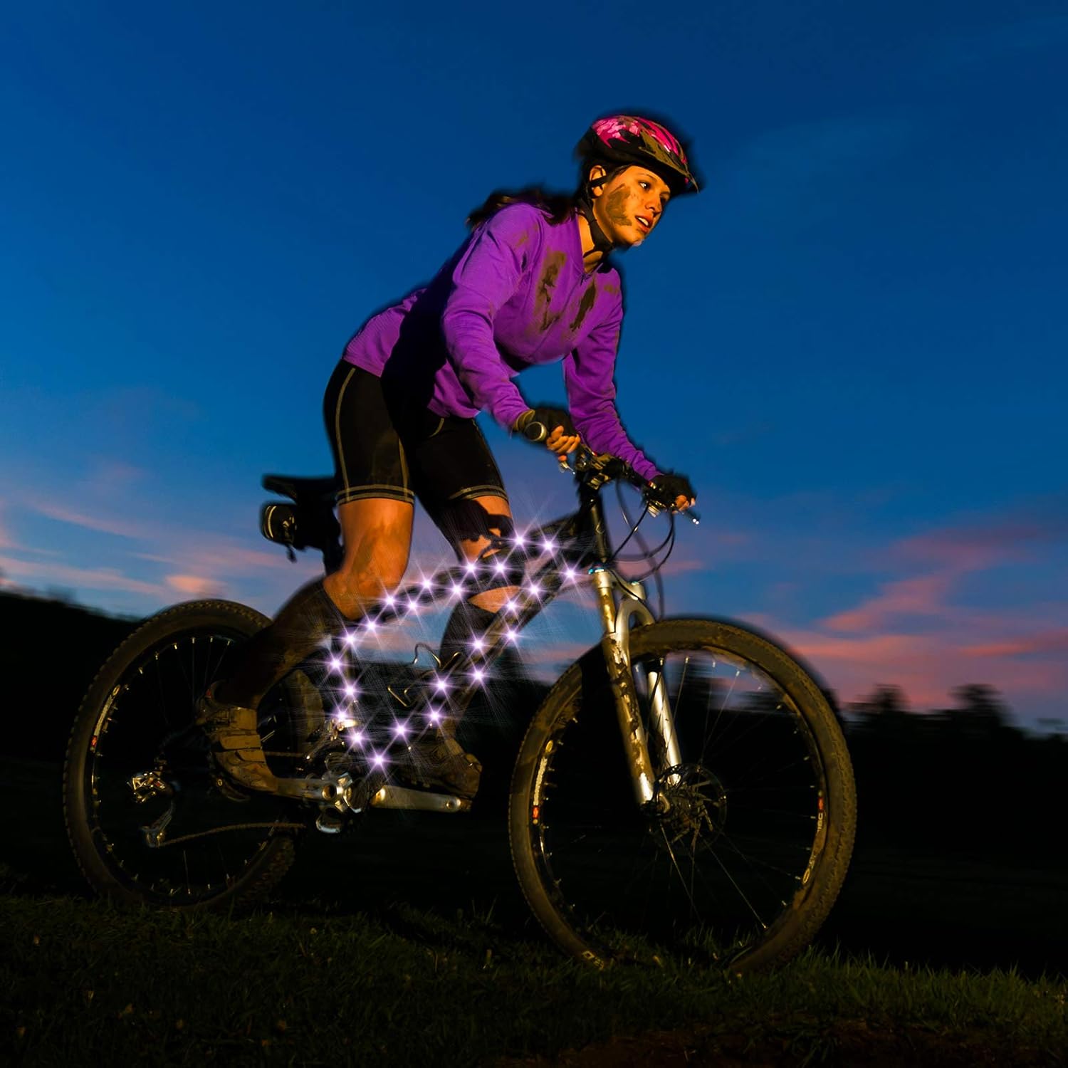 Waybelive Luces LED para marco de bicicleta, luz LED con control remoto, 16 colores que cambian por ti mismo, impermeable, súper brillante para