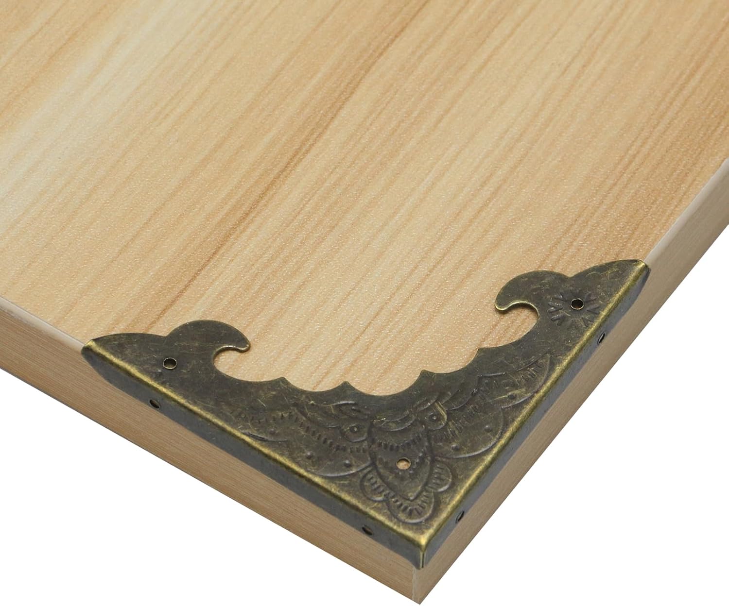 Mcredy – Protector de esquina para caja de metal, protectores de esquina decorativos con tornillos de montaje, soporte de esquina en tono bronce,