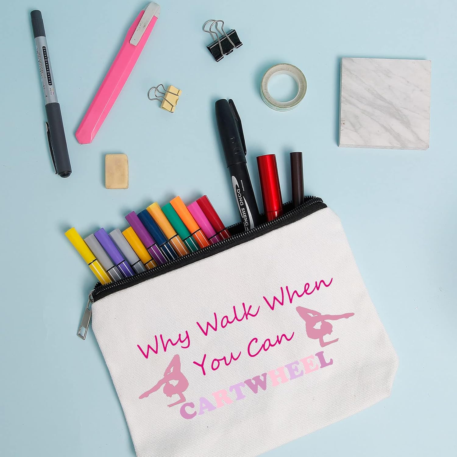 Cartwheel – Kit de supervivencia de gimnasia, bolsa de maquillaje para gimnasta, regalo inspirado en el equipo, regalo para amantes de la gimnasta,