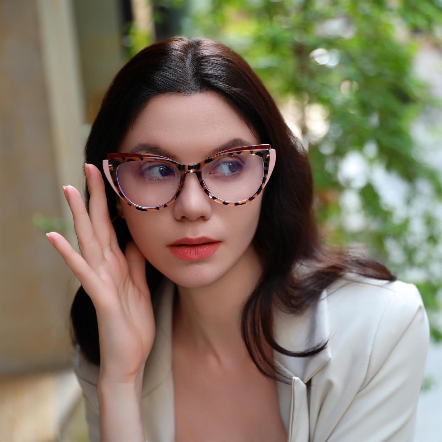 FEISEDY Gafas de bloqueo de luz azul ojo de gato falso nerd transparente gafas de computadora TR marco de moda B0040