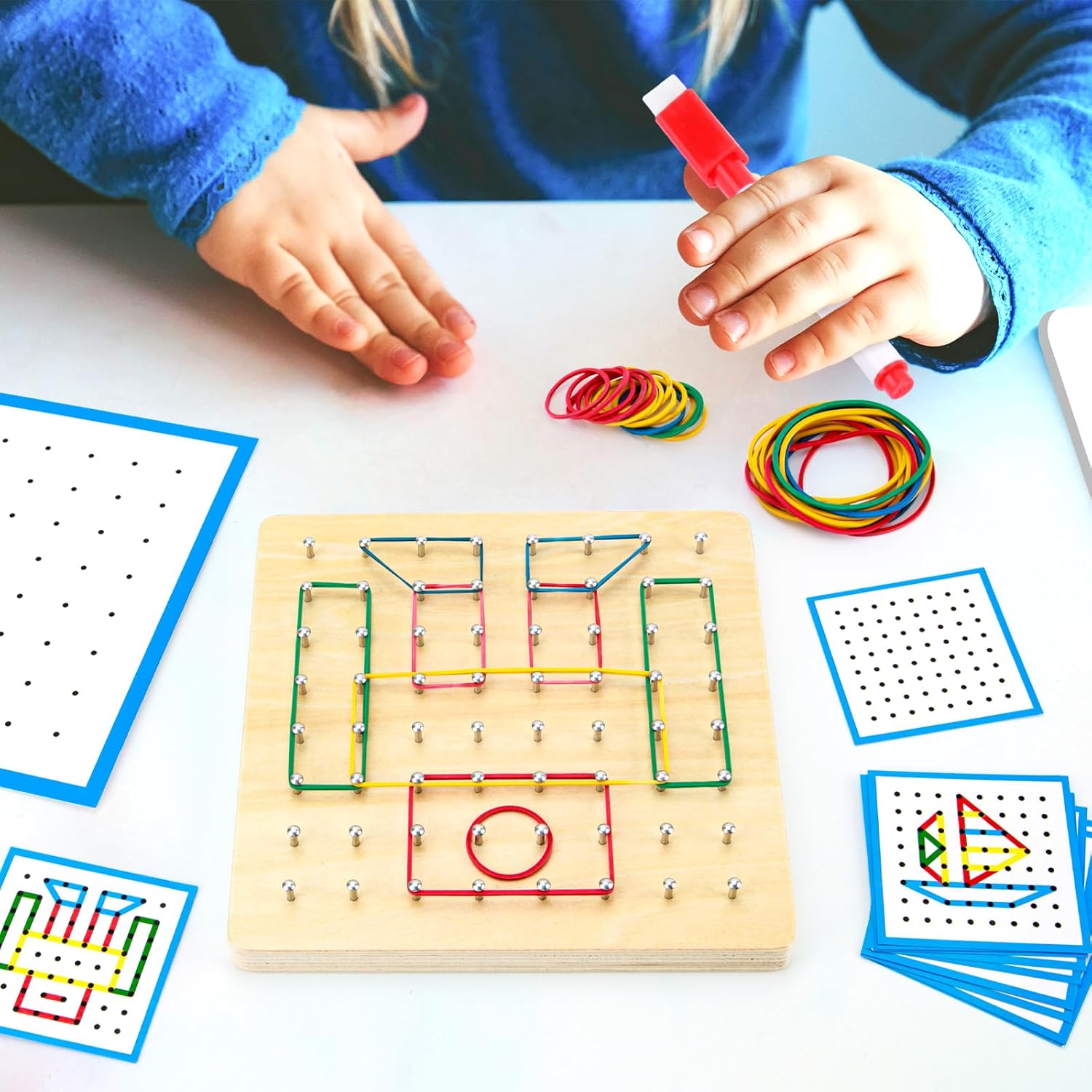 Geoboard de madera, juguete Montessori, juguete gráfico de educación matemática para niños con tarjetas de patrón y bandas de goma para figuras y
