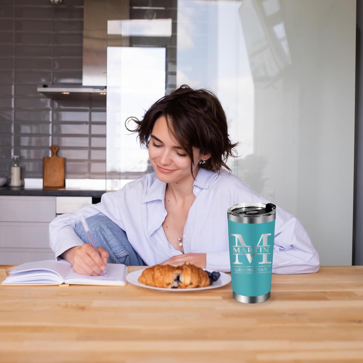Vaso personalizado con grabado láser, vasos de café personalizados con tapas y pajitas, vaso de viaje de acero inoxidable de 20 onzas, regalo