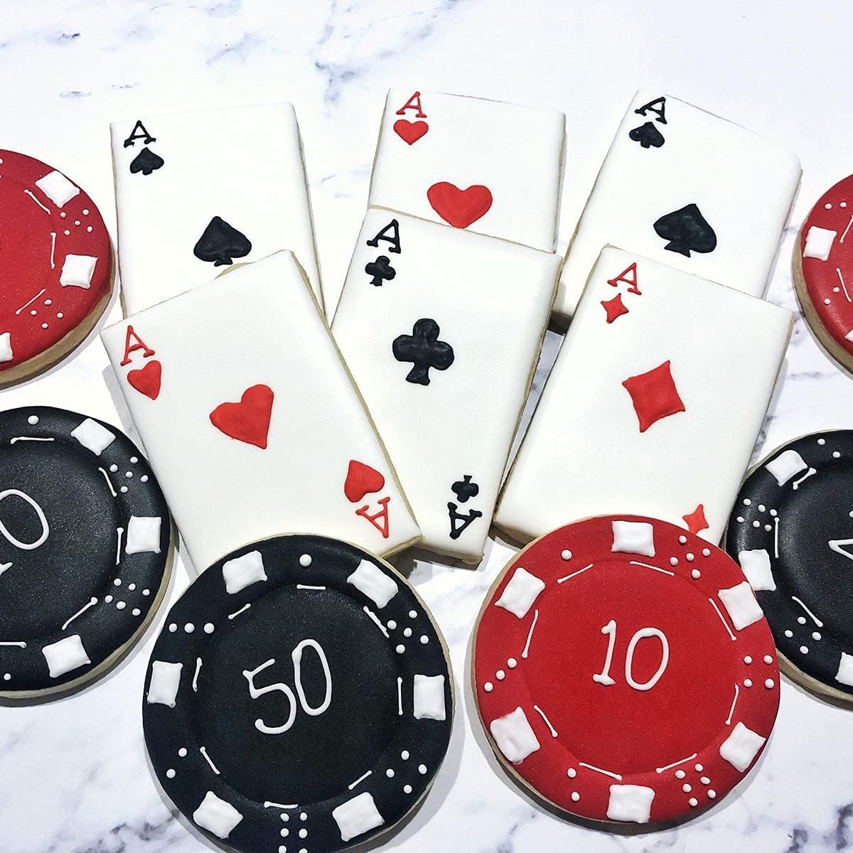 Juego de 7 moldes de silicona de póquer para fondant para Las Vegas, noche de casino, decoraciones de fiesta de cumpleaños de casino con corazón de