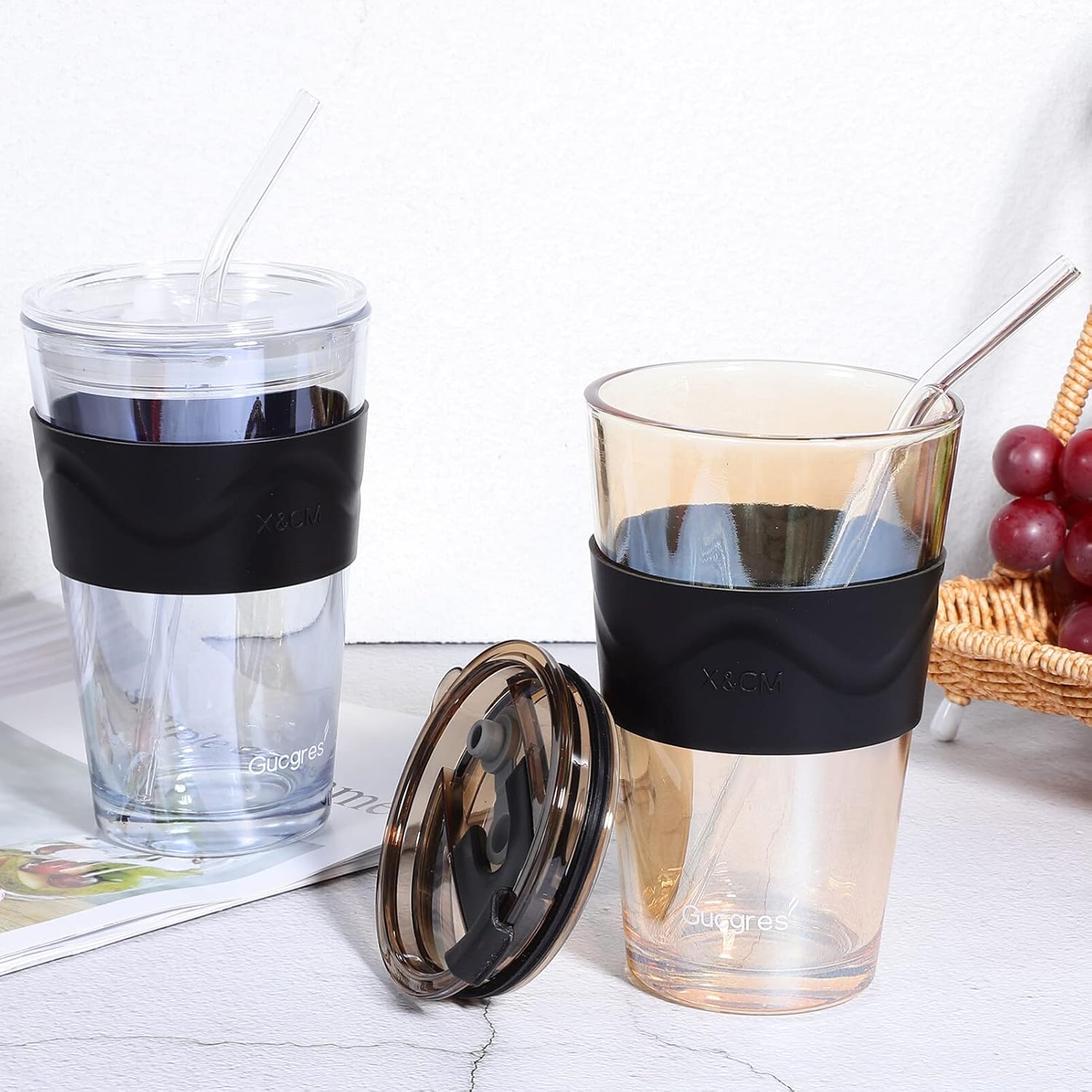 UPKOCH 2 vasos de vidrio con tapa y pajita, vaso de 16 onzas, vaso de vidrio grueso para pared con tapa sellada, tazas de café helado con funda de