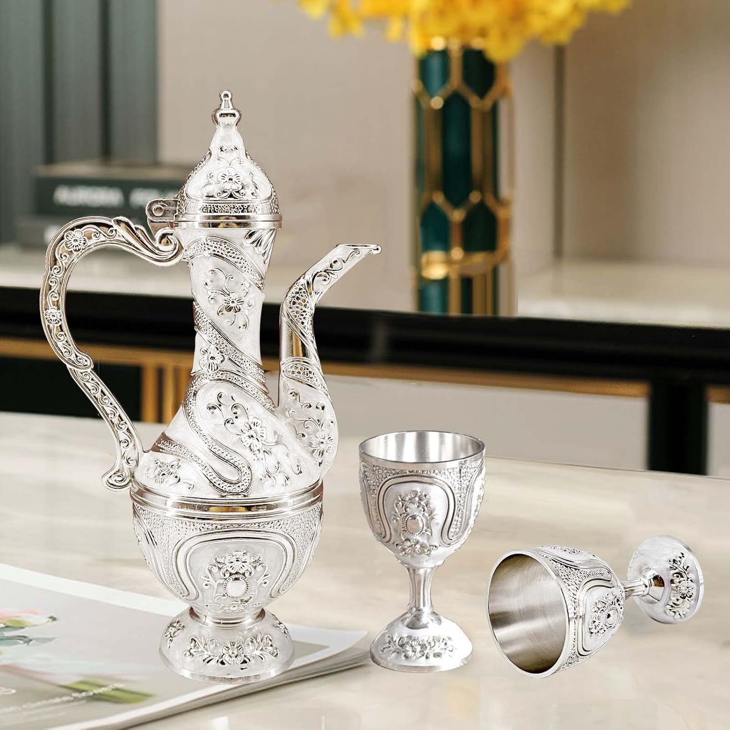 Juego de cafetera y tazas turcas vintage, juego de servicio de té que incluye tetera, bandeja de té y tazas de metal para decoración de gabinetes de