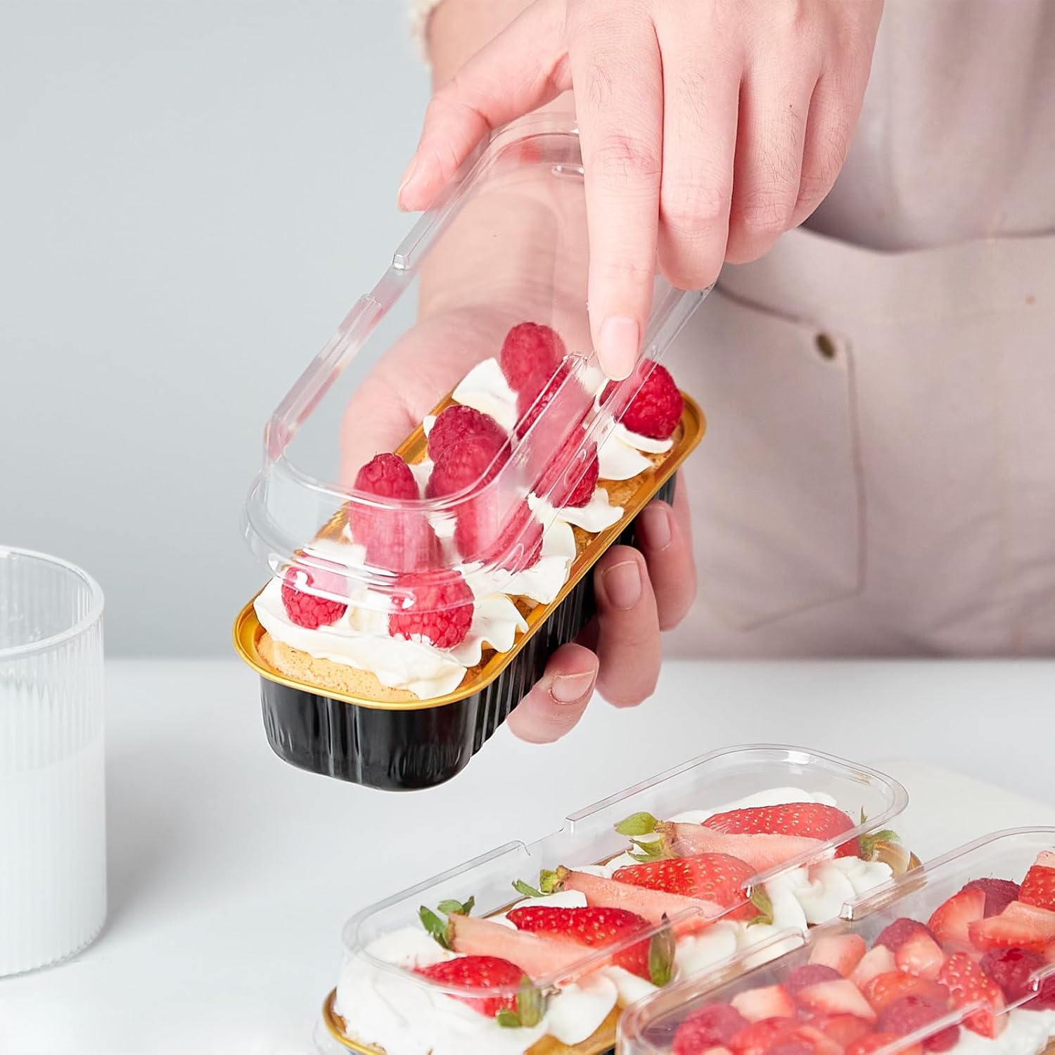 Mini moldes para pan de 6.8 onzas con tapas y tenedores, paquete de 50 recipientes rectangulares de papel de aluminio para hornear pasteles, moldes