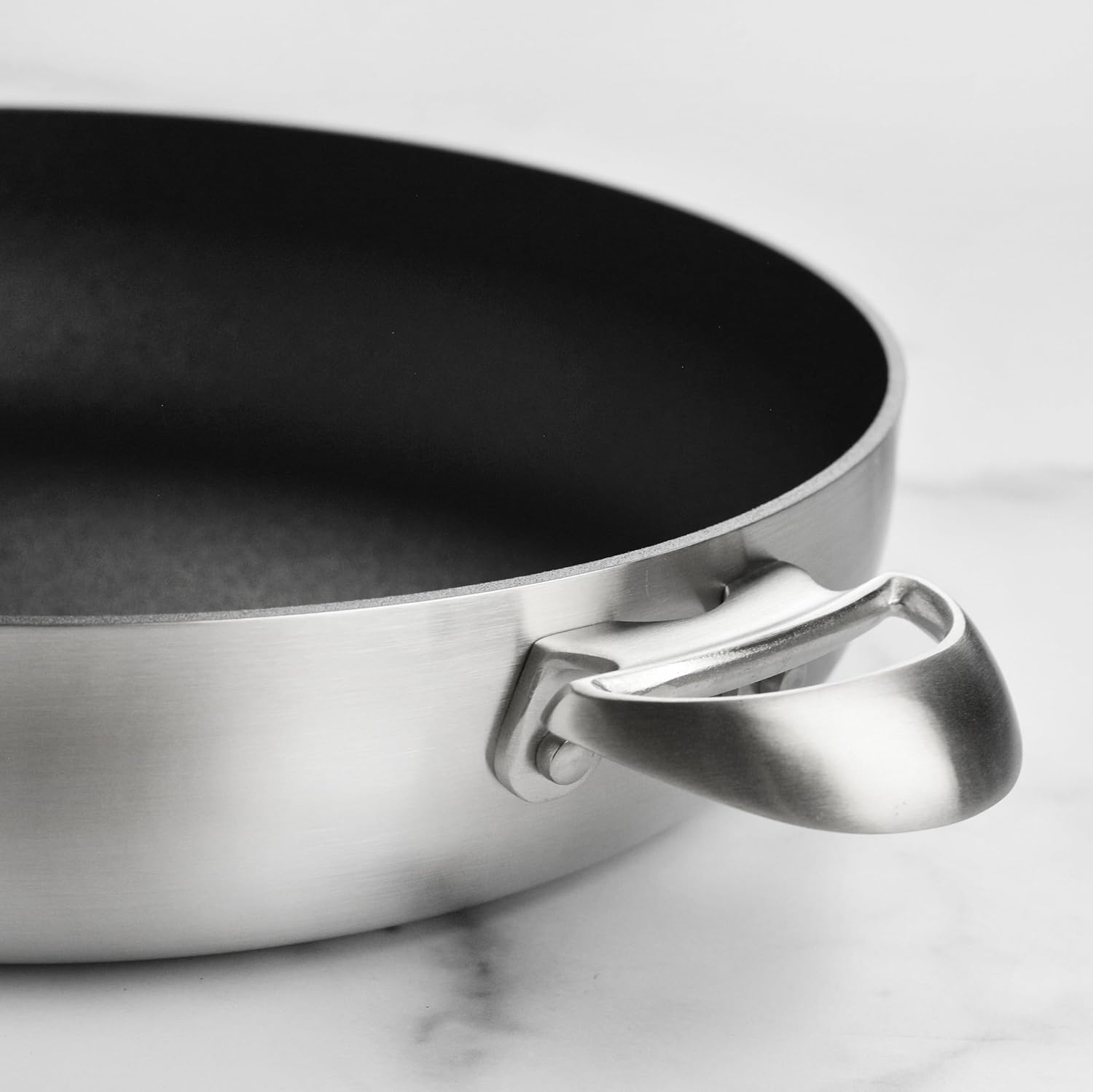 Scanpan CX+ 12.5″ Braiser  5.5 cuartos de galón  Stratanium Plus sartén antiadherente para chef  5 capas de acero inoxidable