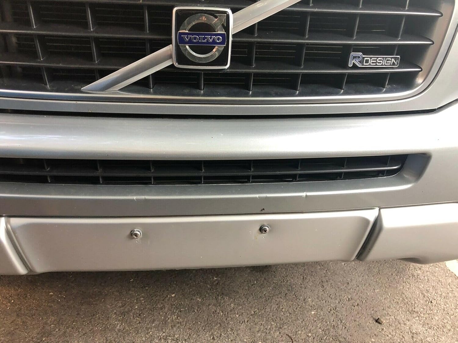 Adaptador de montaje para placa de matrícula de montaje para kit de parachoques delantero para Volvo (todos los modelos) Descuento por cantidad