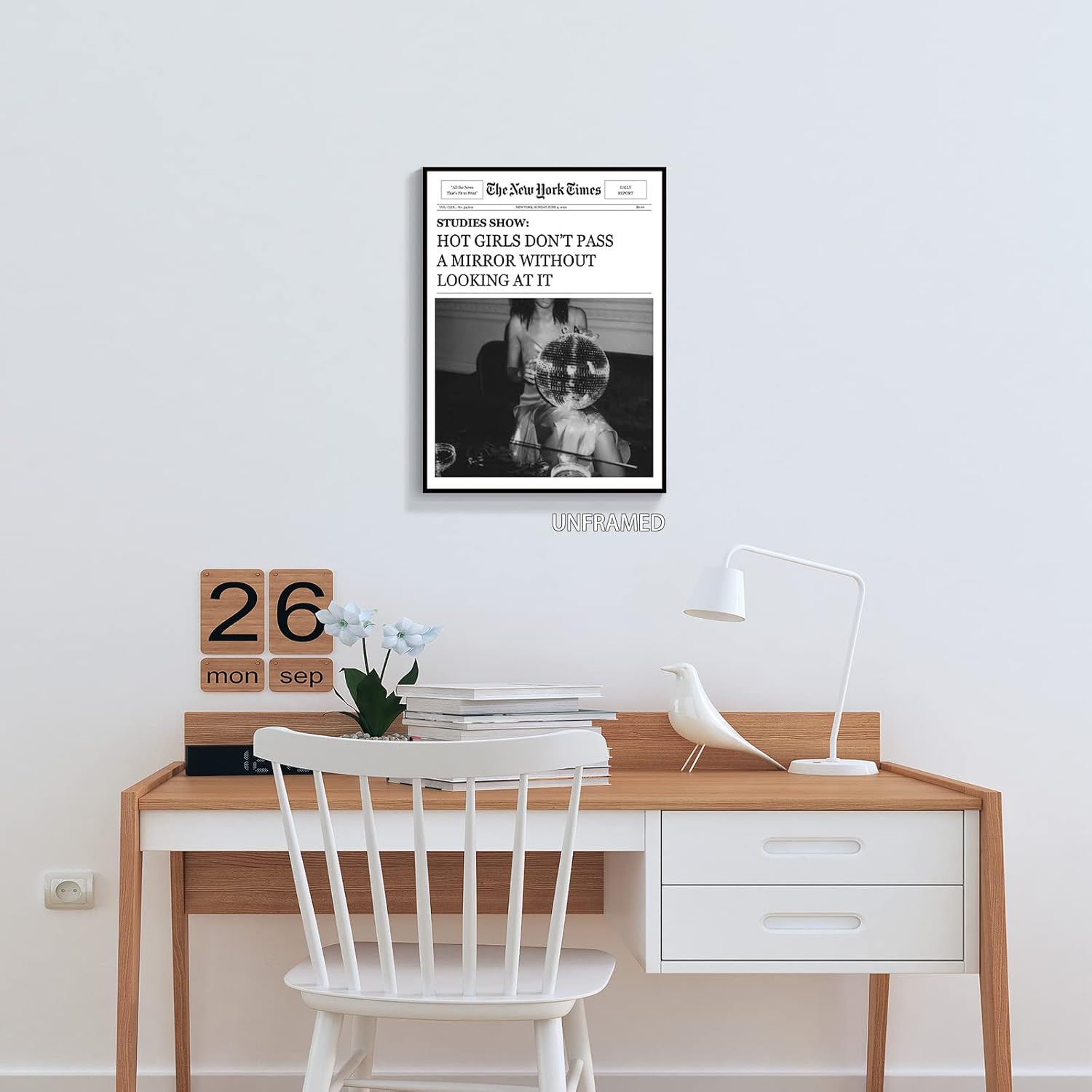 XMQQLL Lienzo de periódico vintage funky, arte de pared, impresiones de cóctel de discoteca en blanco y negro para habitación, carteles estéticos de