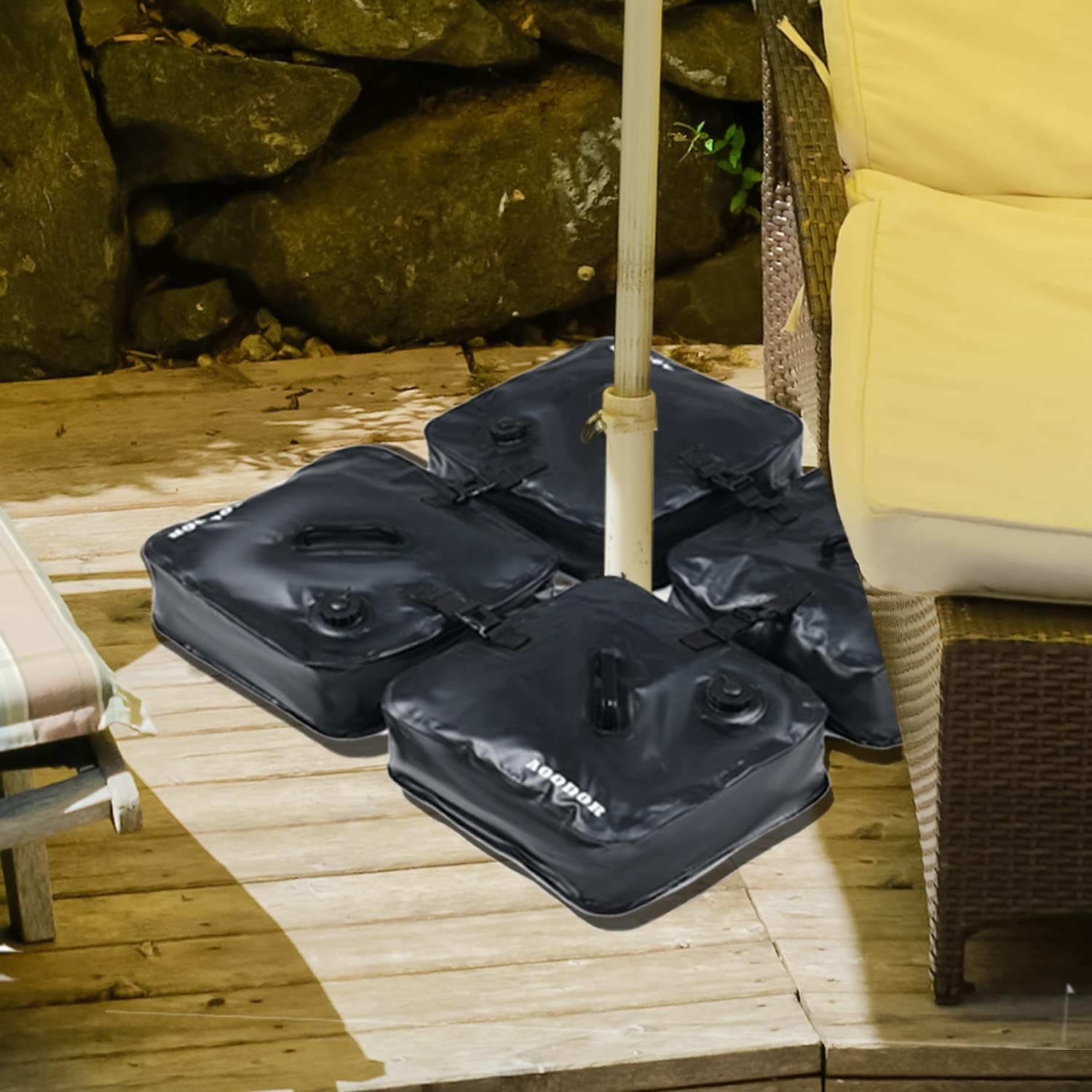 Aoodor Juego de 4 bolsas de peso para paraguas, relleno de agua, tela de PVC 250D duradera, conexión resistente, fácil de usar, color negro