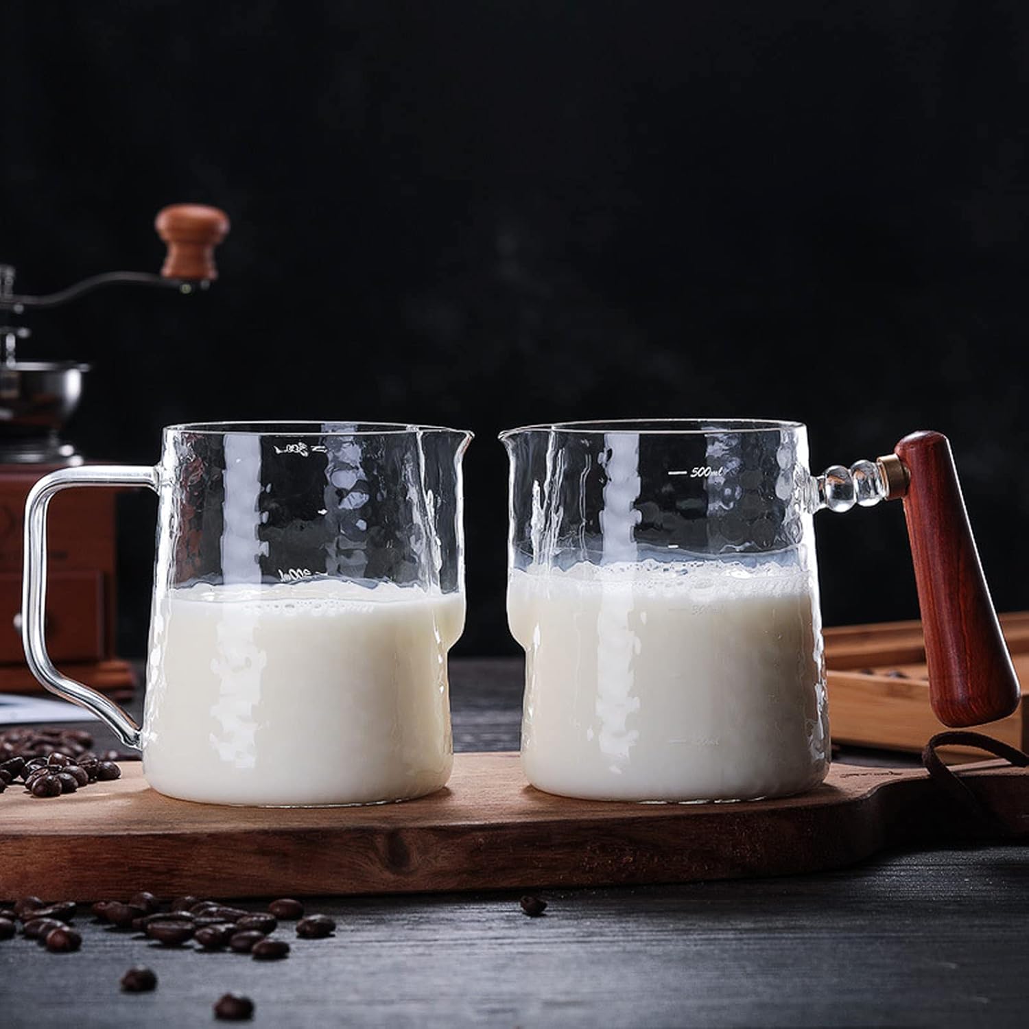 Jarra de espuma de leche, taza medidora de vidrio duradera con asa de boquilla única, jarra de espuma de 17.6 onzas, jarra de espuma al vapor, olla