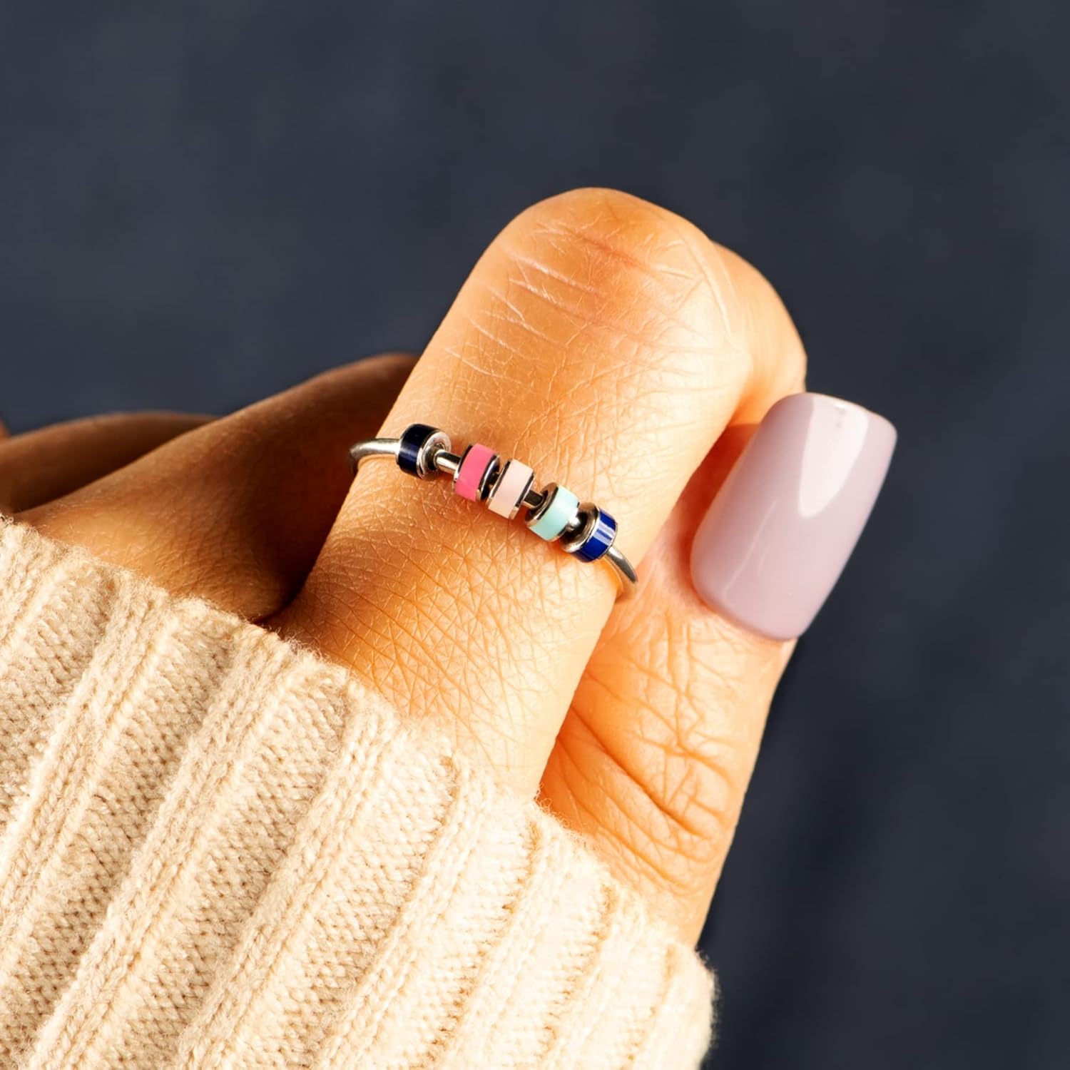 STORYJEWELLERY Anillos antiestrés para mujeres, anillo de ansiedad para niñas, anillo giratorio para mujer, anillos antiestrés de esmalte plateado,