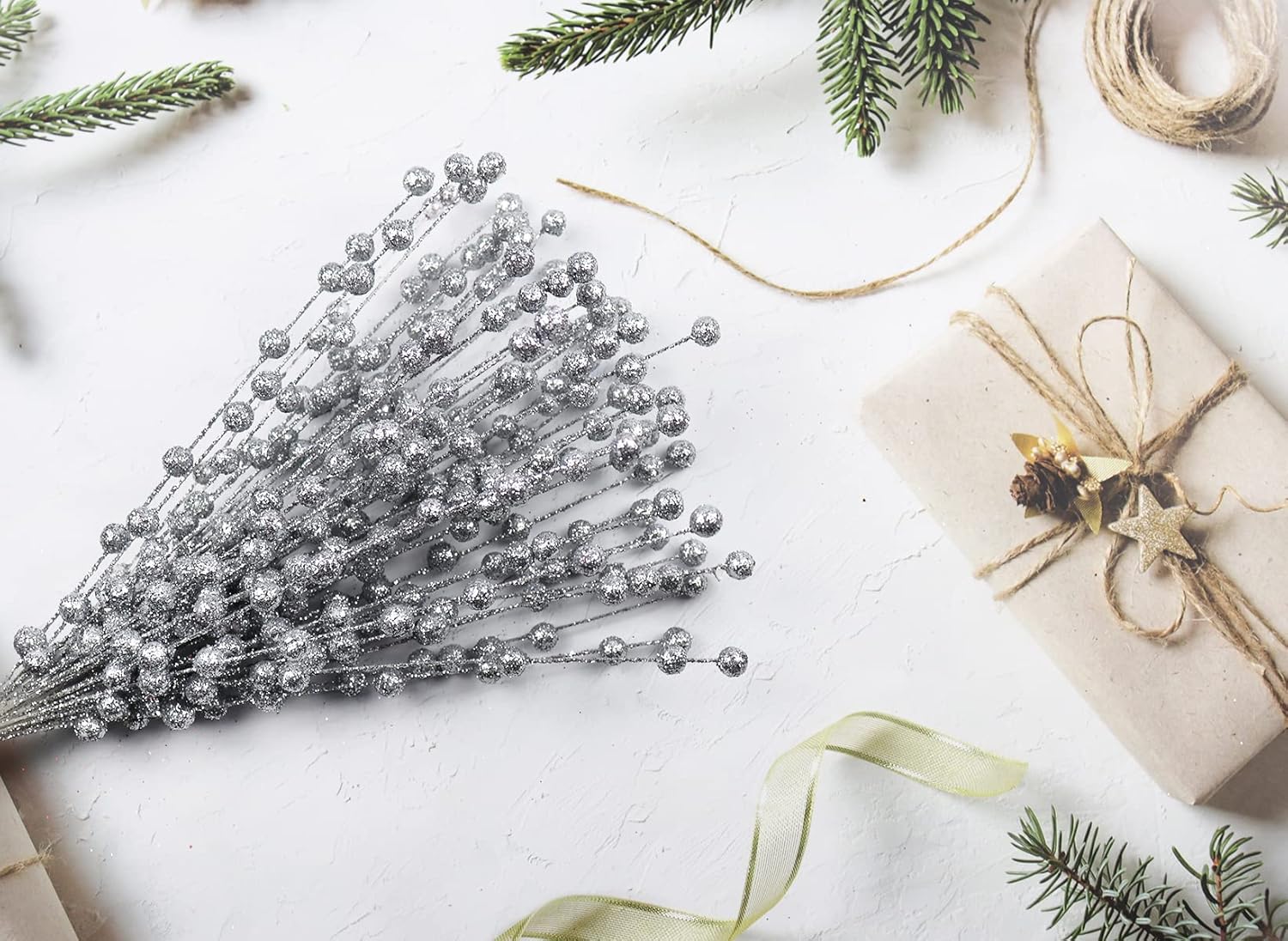 Nevperish 100 adornos artificiales de tallo de bayas con purpurina de 13.8 pulgadas, púas decorativas de Navidad, ramas para decoración de árbol de