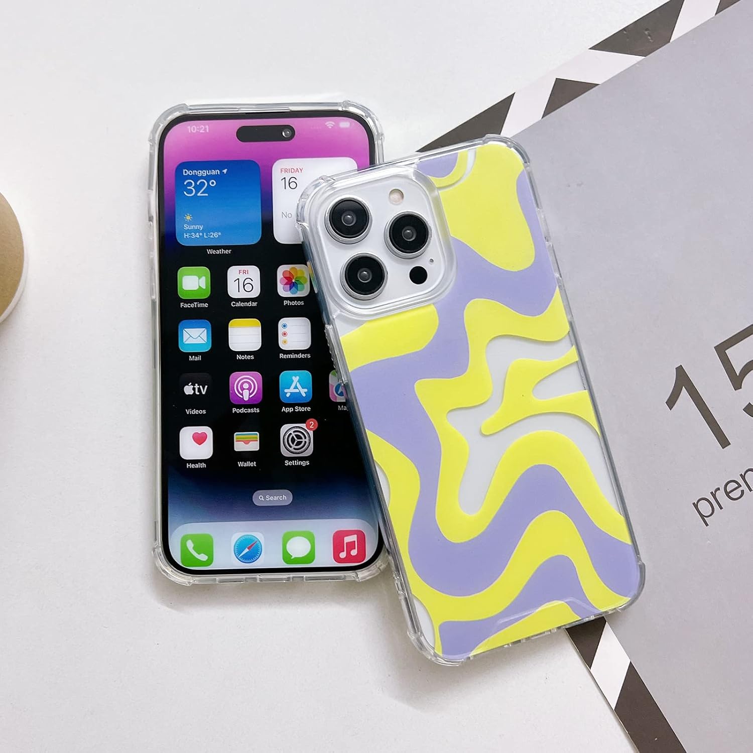 Ginkgonut Funda compatible con iPhone 13 Pro, diseño ondulado simple y simple para mujeres y niñas, funda de TPU suave + protección de policarbonato
