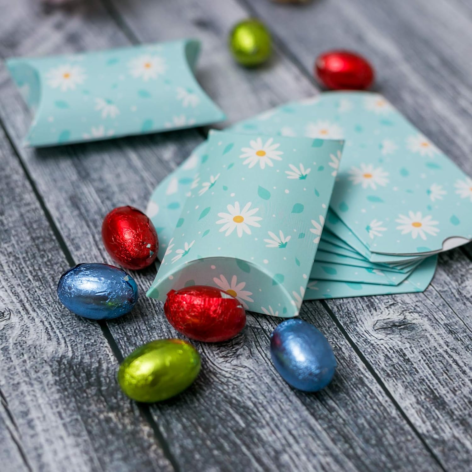 Paquete de 50 cajas de papel para almohada de regalo, dulces y chocolates, bolsas para tartas, para bodas, fiestas, Navidad, 3.5 x 2.3 pulgadas