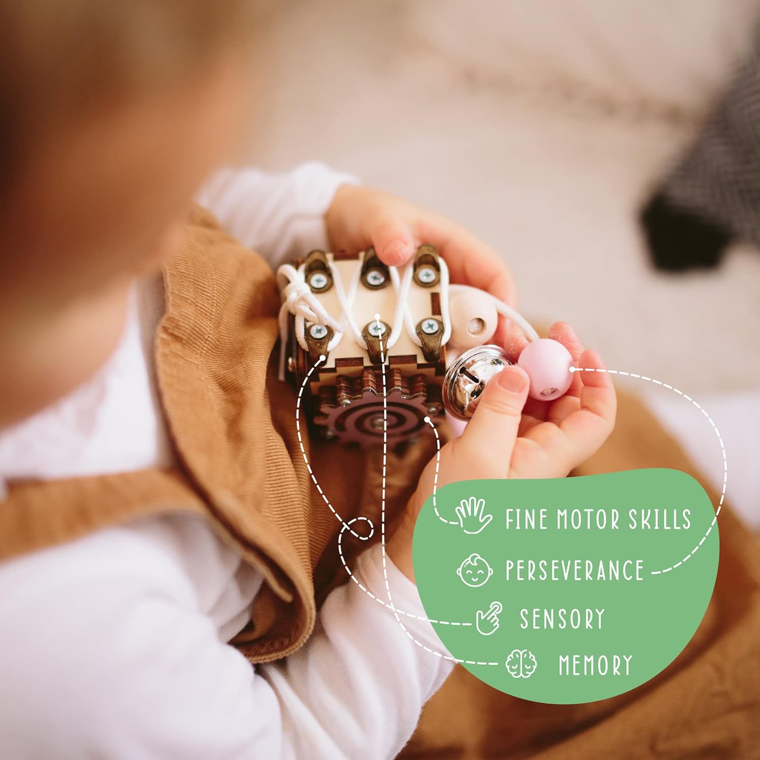 BrainUpToys Cubo de actividades ocupadas para viajes, niños pequeños, niños y bebés, tablero ocupado, juguete clasificador de madera, juguete