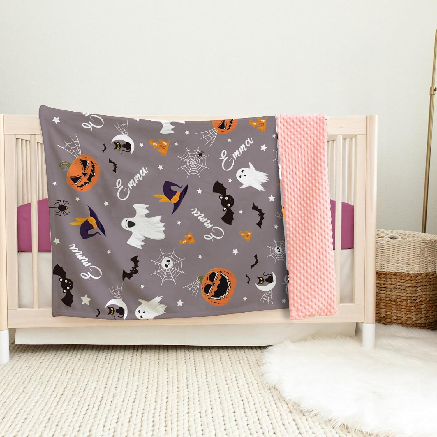 Duckbe Manta de Halloween personalizada, diseños de dibujos animados con nombre personalizable, manta de franela de felpa suave con respaldo