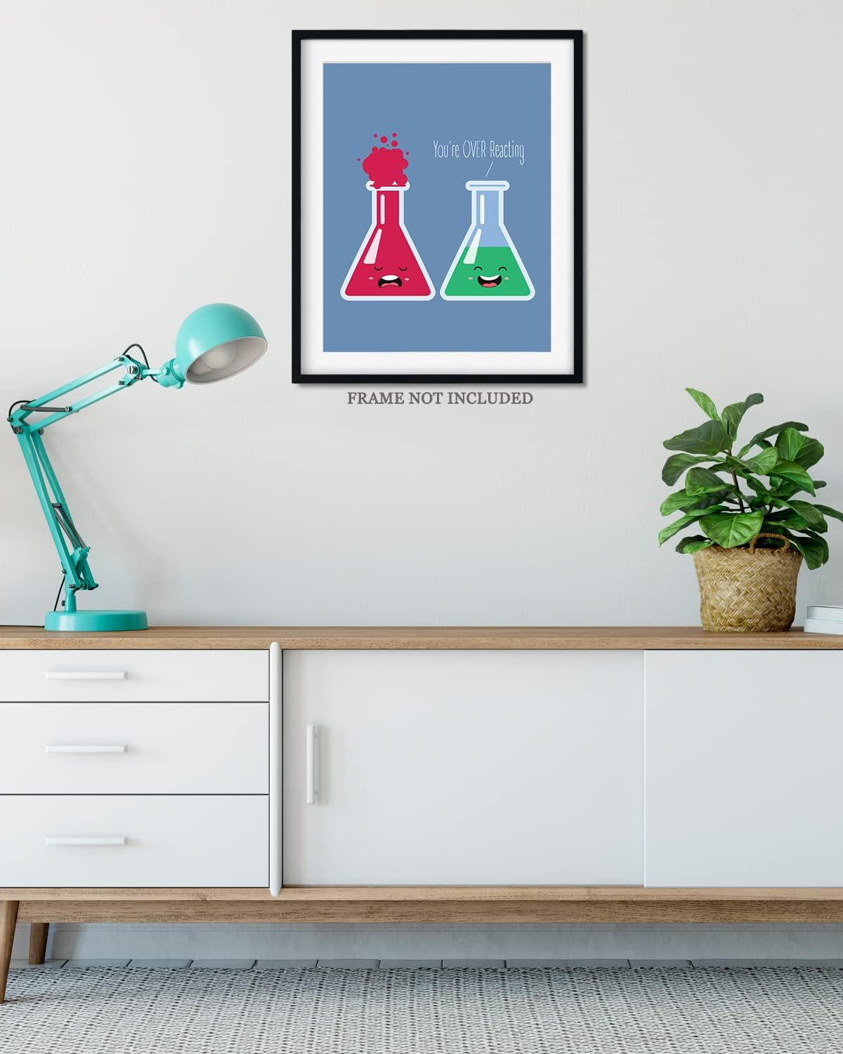 Govivo You’re OVER Reacting – Decoración de pared de juego de palabras de ciencia  Divertido arte de química para el aula de escuela secundaria
