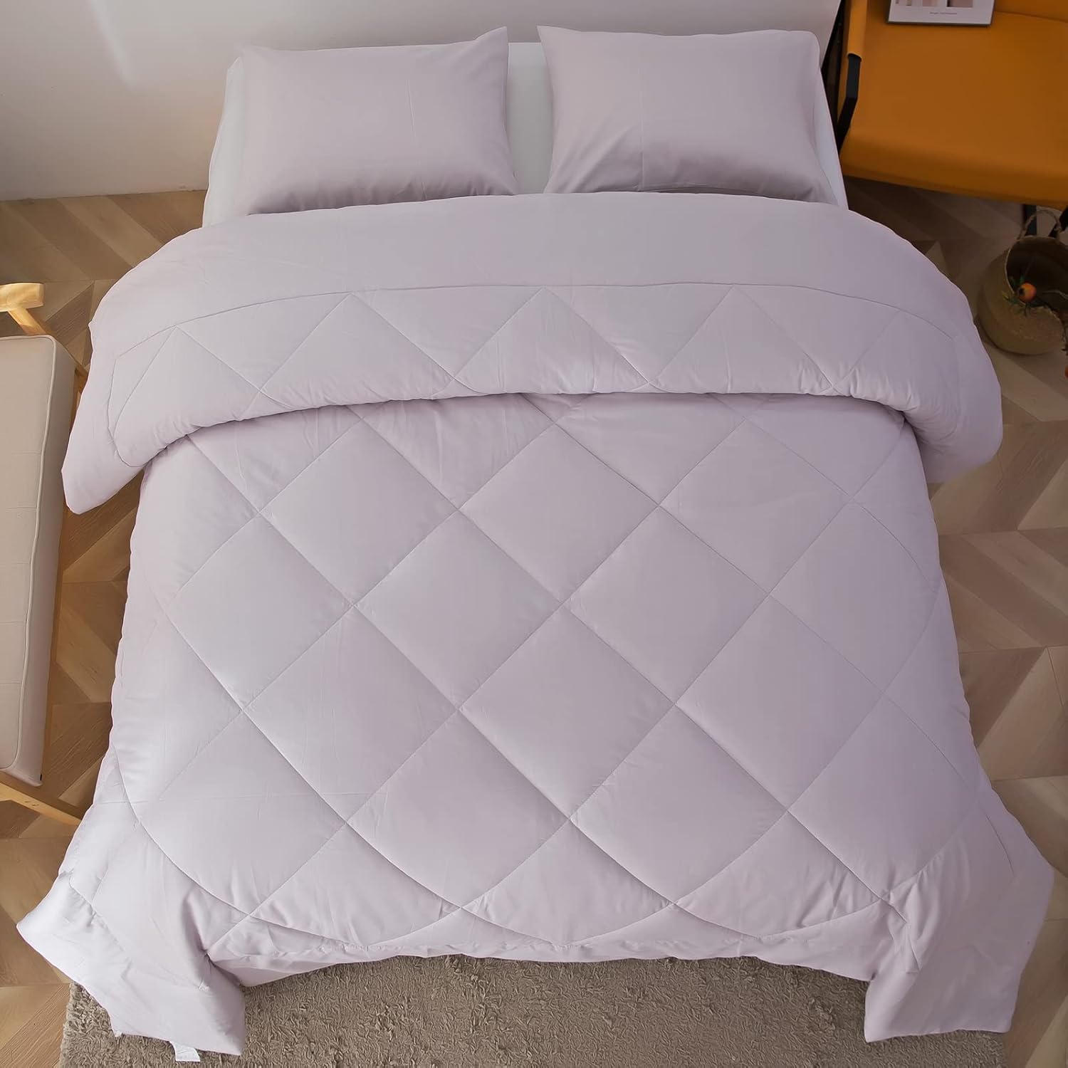 ZUEXVOFY Juego de edredón de Navidad, tamaño King, edredón de microfibra ligera de color sólido con 2 fundas de almohada, juego de cama con pestañas