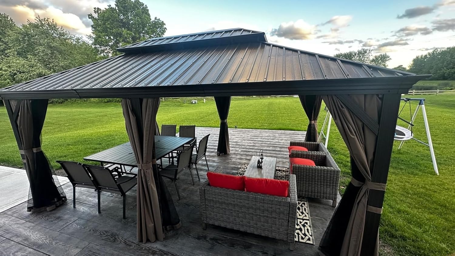 Domi Outdoor Living Gazebo de aluminio para exteriores de 12 x 18 pies con techo doble de acero galvanizado para césped y jardín, con cortinas y red