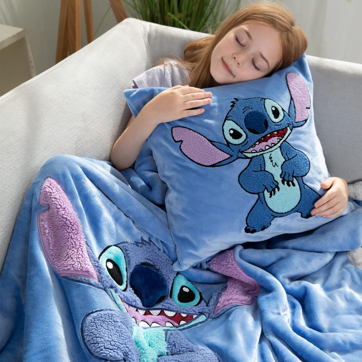 COSUSKET Fundas de almohada, almohada de terciopelo bordado de dibujos animados en 3D, regalos para niños y niñas