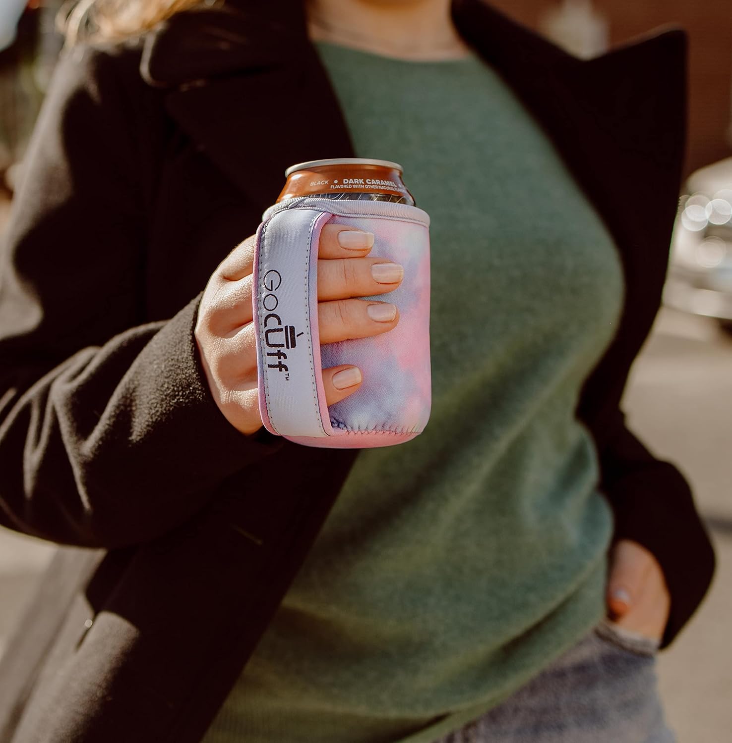 GoCuff – Fundas para puños de latas regulares, aislantes reutilizables con asa neopreno con mangas aisladas para refrescos, bebidas energéticas,