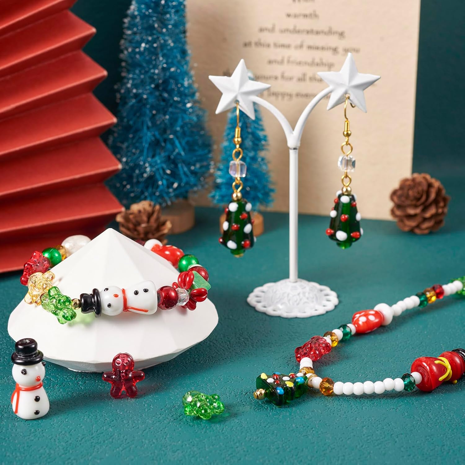 Beadthoven – Cuentas de cristal de Navidad hechas a mano, cuentas de cristal de Murano surtidas, cuentas de árbol de jengibre para hacer joyas,