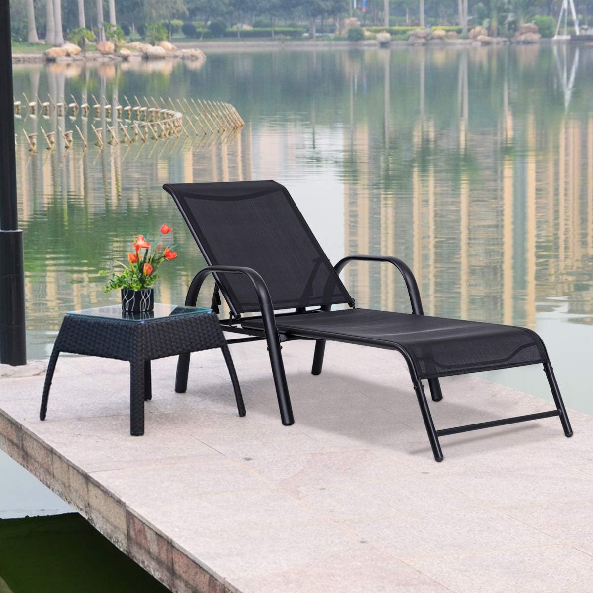 Giantex Tumbona de patio al aire libre, sillas de salón ajustables, muebles de asiento de patio, 5 posiciones ajustables, tumbona para patio trasero