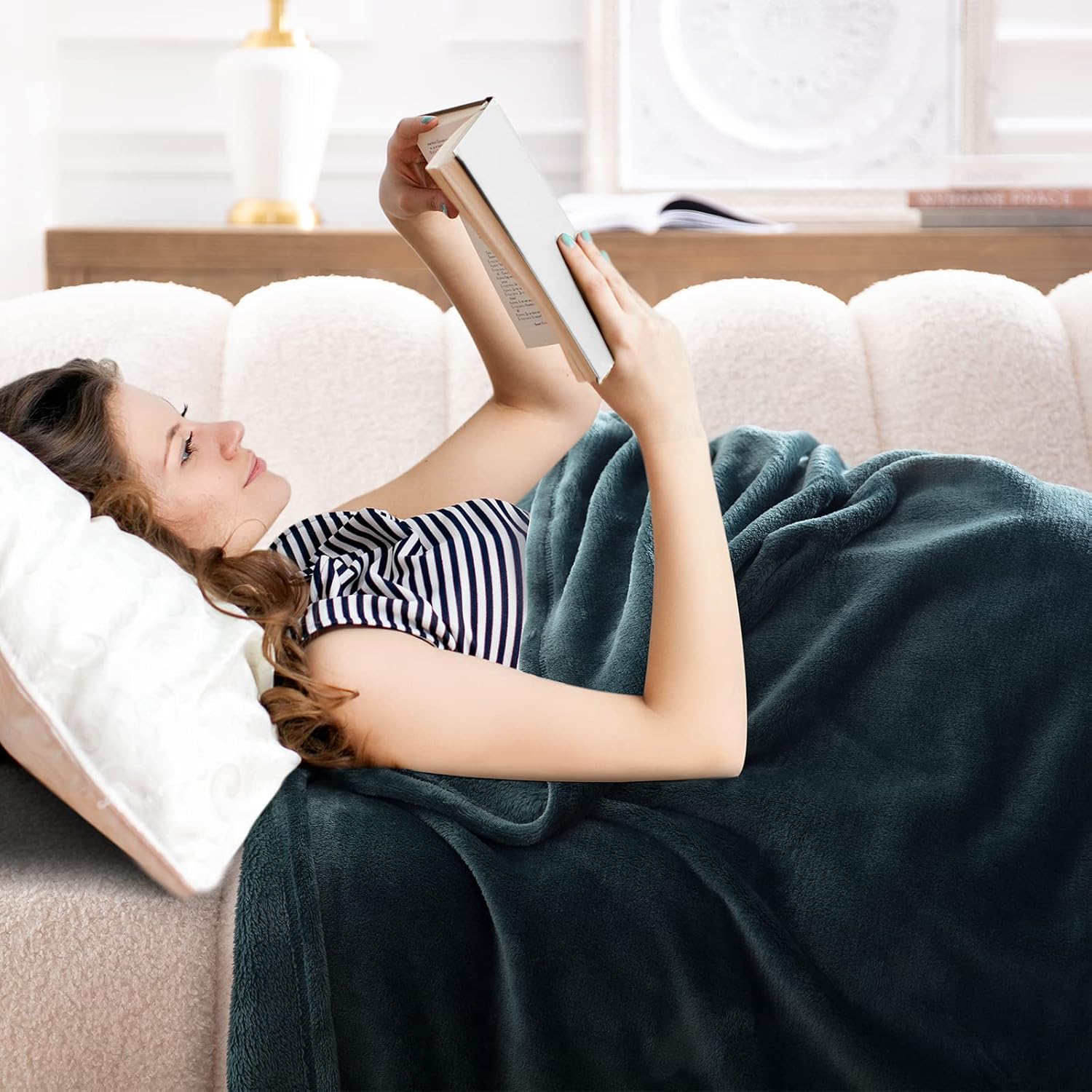 Bertte Manta de forro polar, ligera, súper suave, de microfibra, para sofá y cama, ultralujosa, cálida y acogedora para todas las estaciones, verde