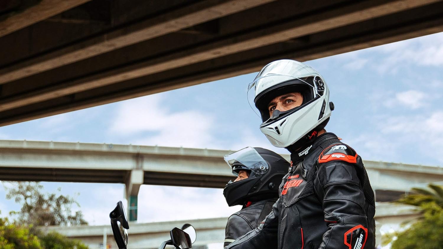 Sena Outrush – Casco modular de motocicleta Bluetooth con sistema de intercomunicación