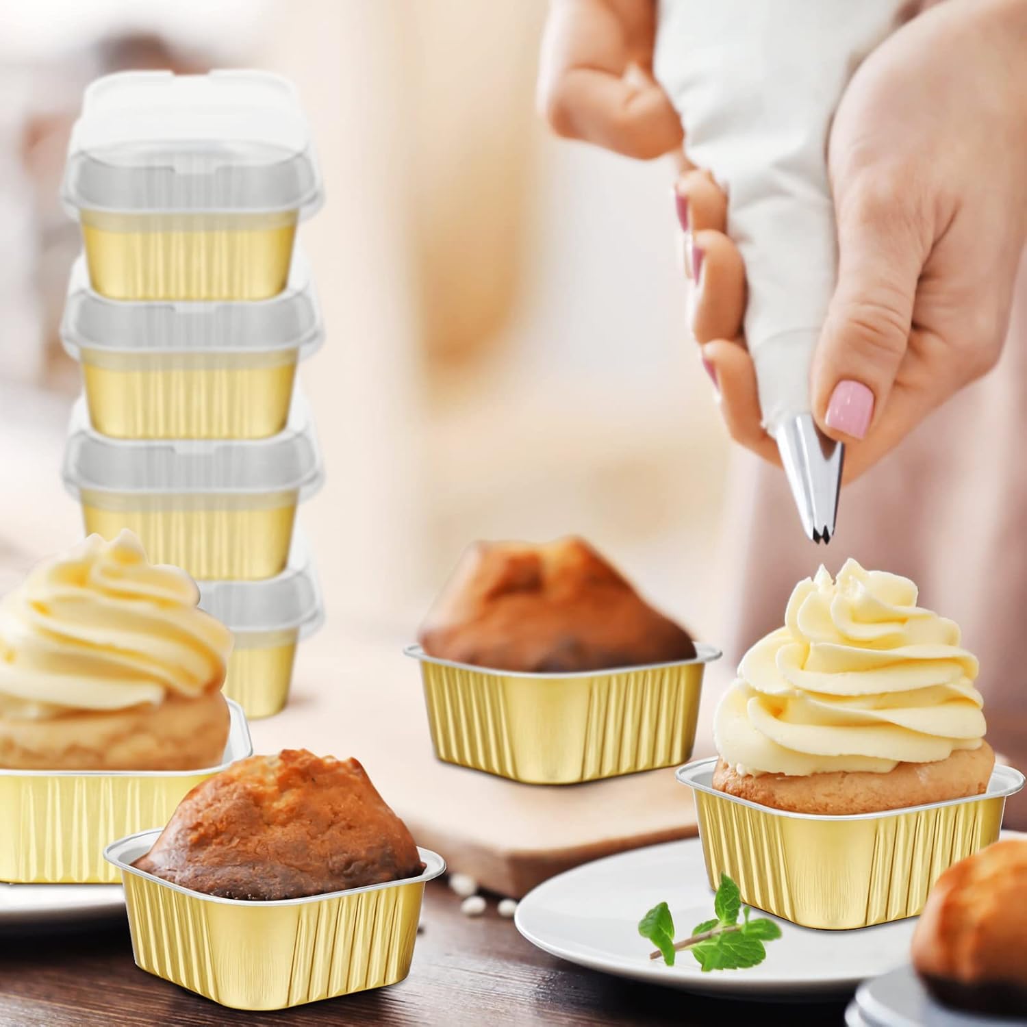200 tazas de papel de aluminio para hornear de 5 onzas con tapas, recipientes de papel de aluminio de 5.1 fl oz para cupcakes, moldes desechables,
