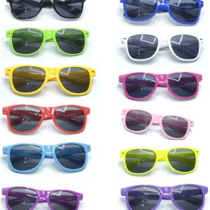 Gafas de sol de boda personalizadas en destino a granel favores de boda para invitados nupcial fiesta gafas de sol conjunto Gafas de sol de boda personalizadas en destino a granel favores de boda para invitados nupcial fiesta gafas de sol conjunto