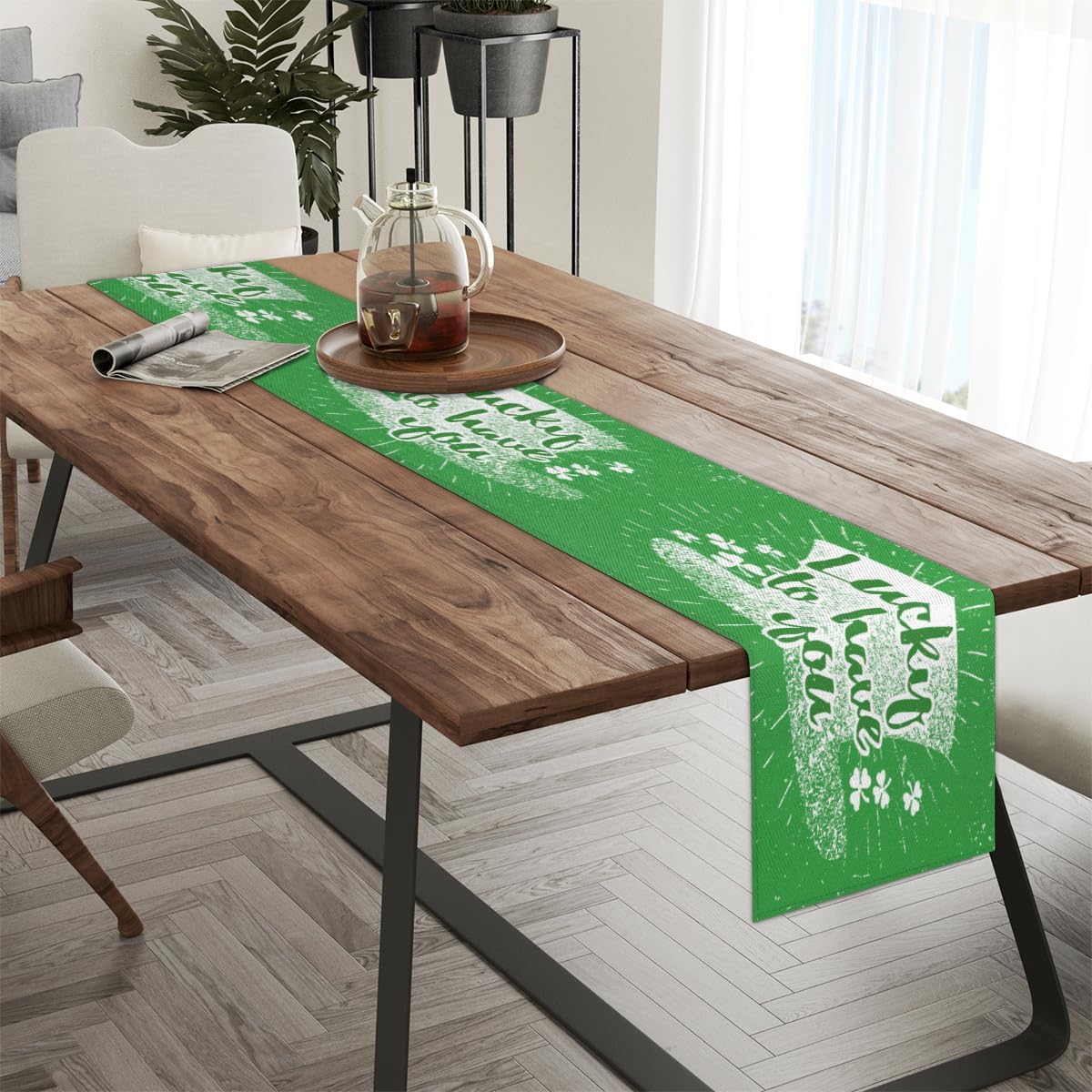 Camino de mesa del día de San Patricio, mantel de lino rústico para cocina de granja, cena, eventos, fiesta, decoración de mesa de vacaciones, 13 x