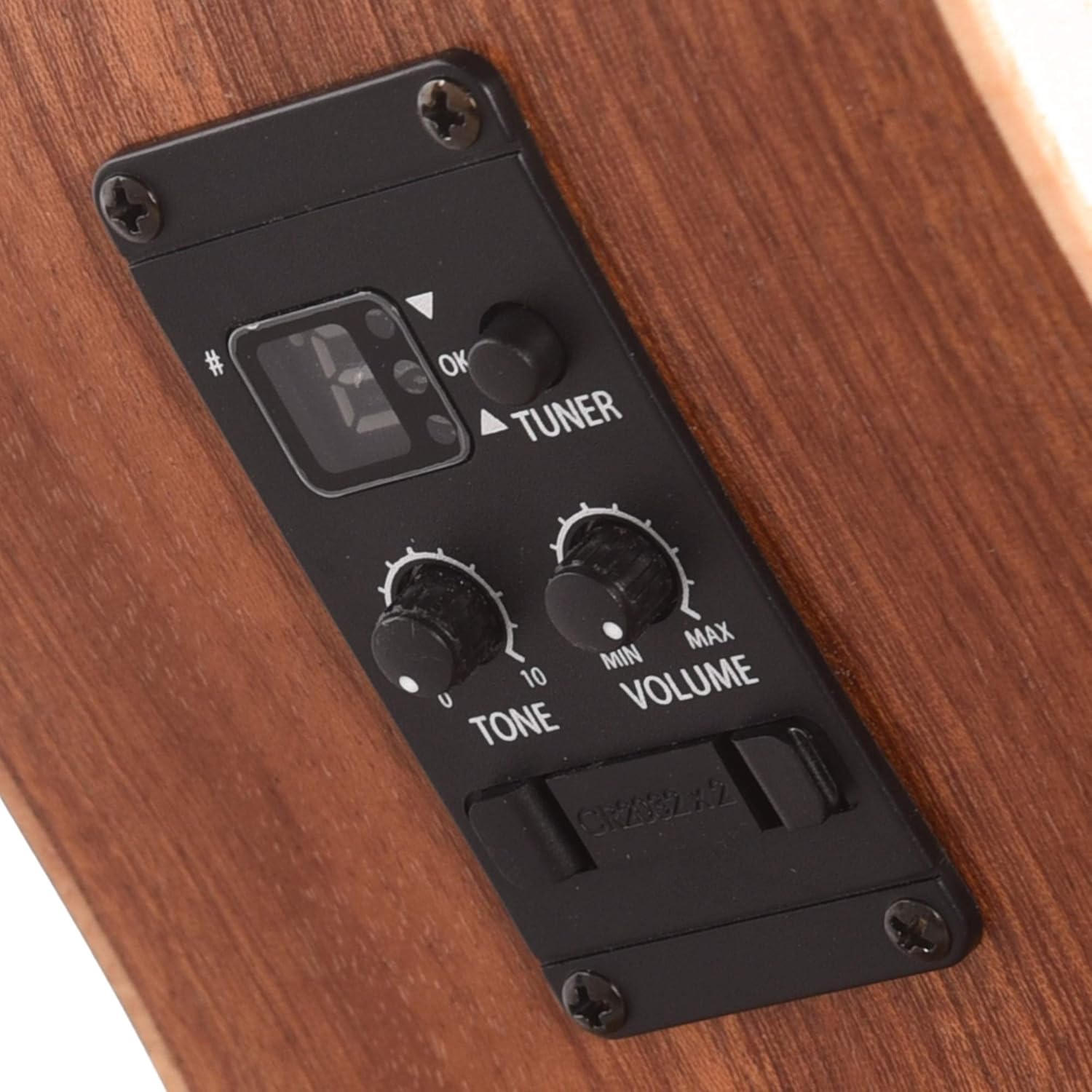 Taylor Academy 12e Grand Concert Sitka SpruceSapele con cuello de arce y bolsa de concierto