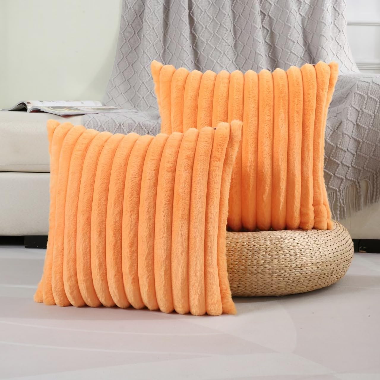 FUTEI – Juego de 2 fundas de almohada decorativas con rayas de color naranja, 14 x 14 pulgadas, cuadradas y primaverales, piel sintética de conejo