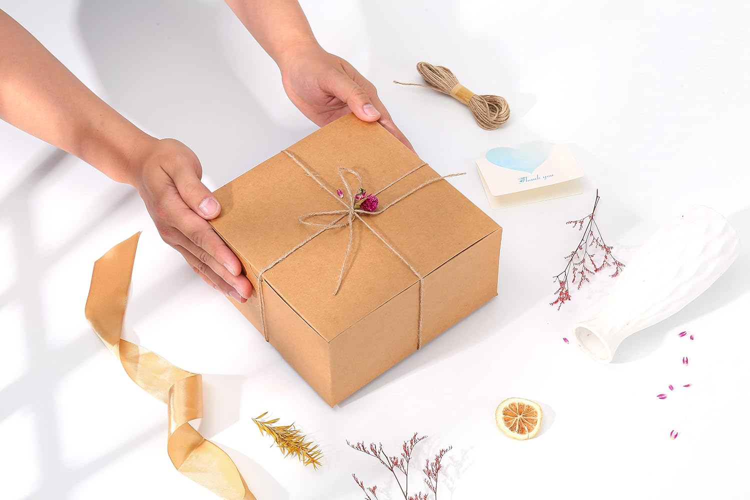 Dekun Paquete de 3 cajas de regalo marrones de 8 x 8 x 4 pulgadas, fáciles de montar, reciclables, propuesta de dama de honor, cajas de papel kraft