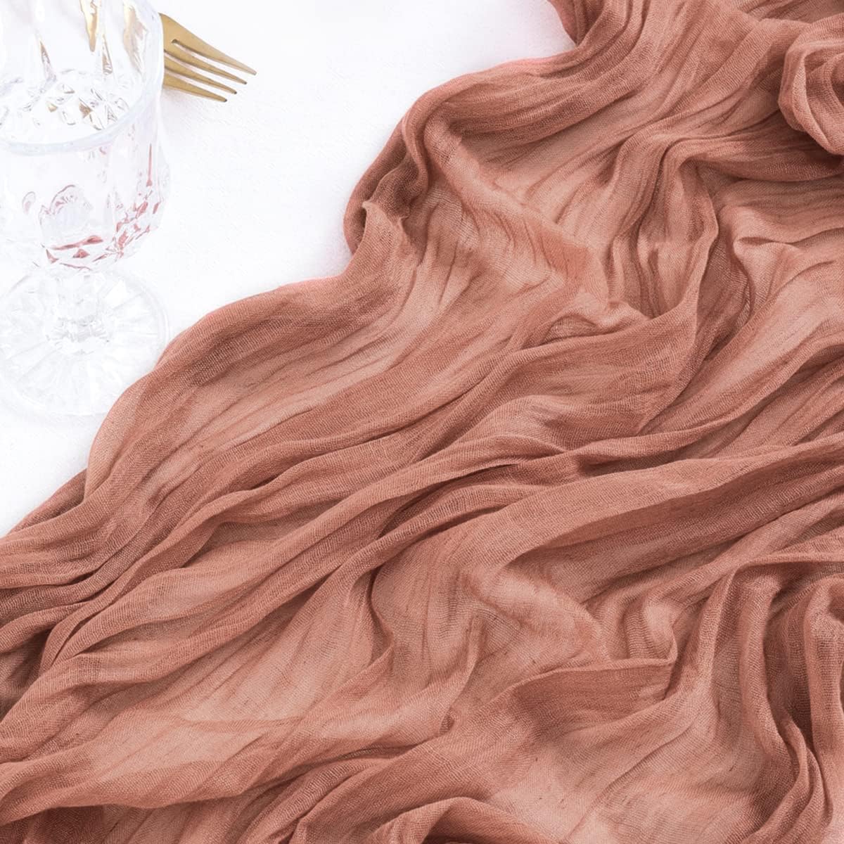 Socomi Camino de mesa de gasa de 10 pies, estilo bohemio, rústico, color rosa oscuro, camino de mesa para boda, despedida de soltera, otoño, Acción