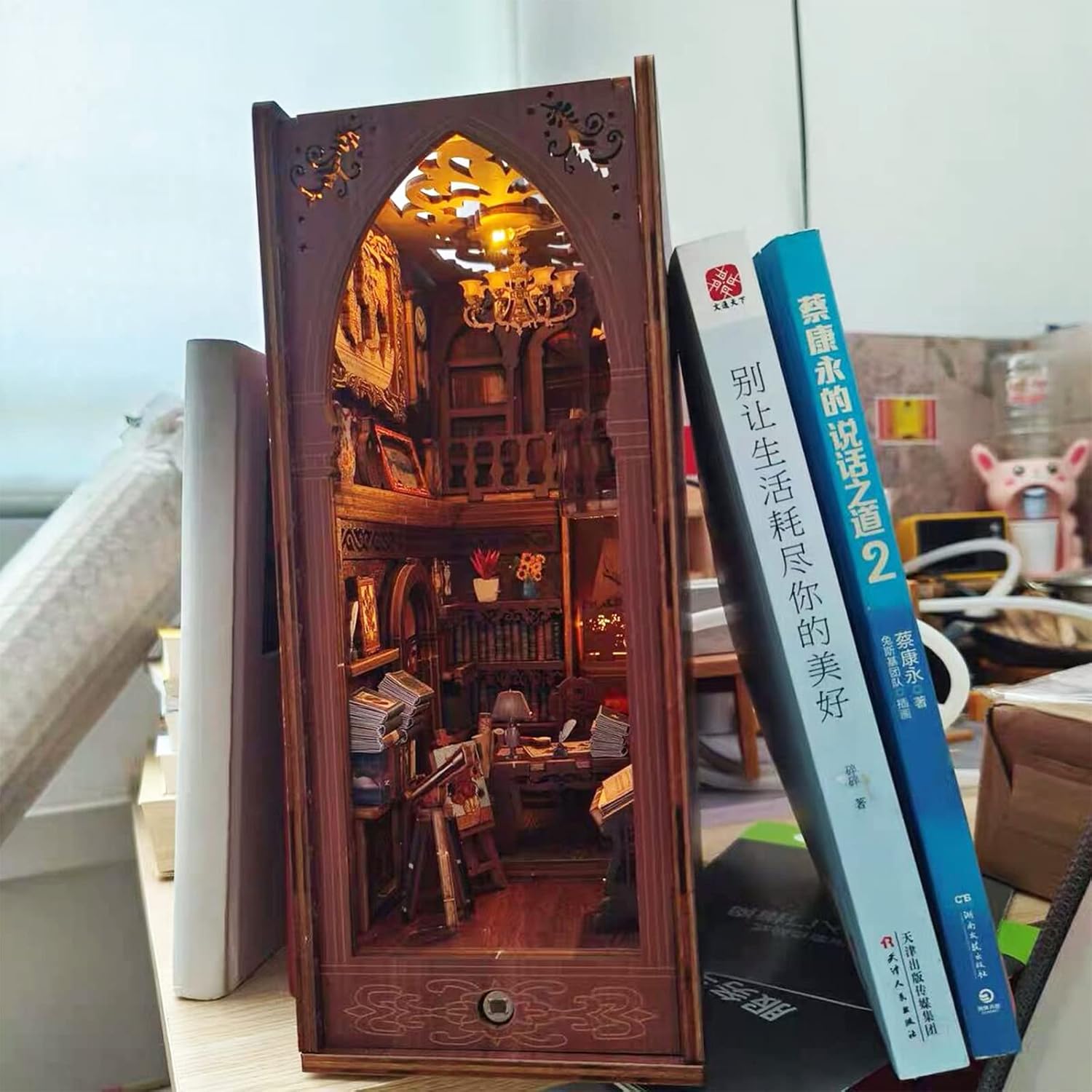 Kit de rincón de libros de biblioteca mágica de madera 3D, encantador inserto de estantería con LED táctil, decoración de sujetalibros de bricolaje,