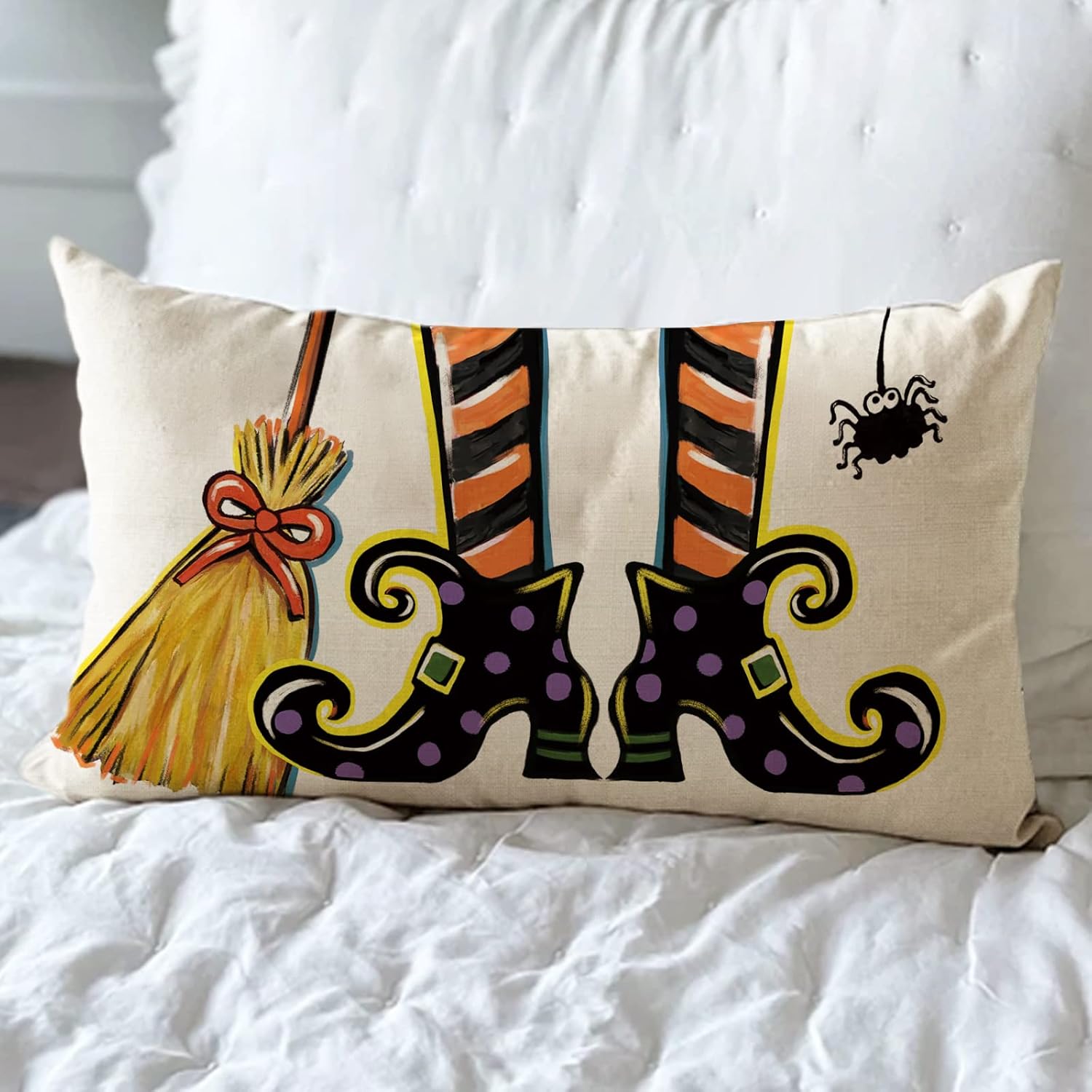 Funda de almohada decorativa lumbar con zapatos de bruja de Halloween de 12 x 20 pulgadas, escoba rectangular araña para decoración del hogar al