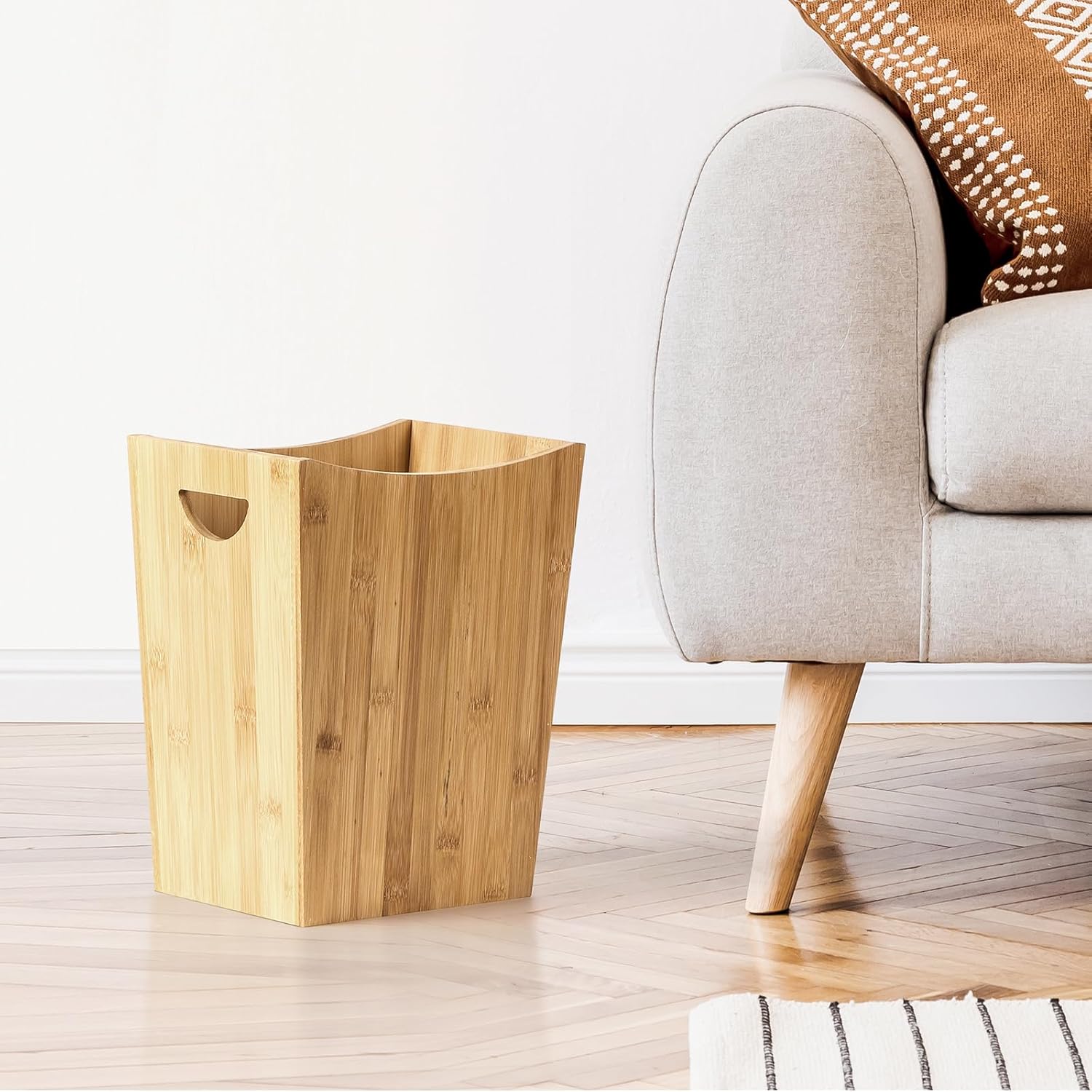 LIANTRAL Cubo de basura pequeño de 2 galones, cubo de basura de madera, cesta de basura de bambú, contenedor de reciclaje para dormitorio, sala de
