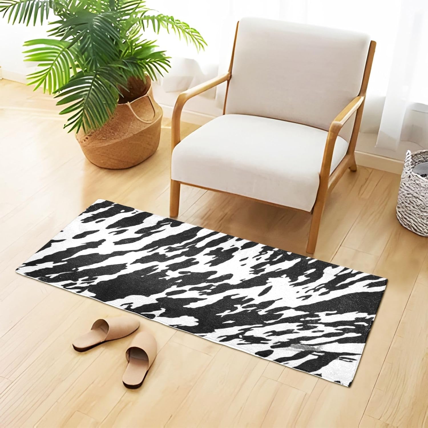 Joisal Alfombra de baño de felpa de piel de cebra blanca y negra, absorbente, alfombra de baño con respaldo de goma, lavable, 39 x 20 pulgadas
