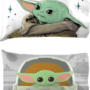Jay Franco Paquete de fundas de almohada Mandalorian Curious Child and The Cutest Bounty Jay Franco Paquete de fundas de almohada Mandalorian Curious Child and The Cutest Bounty