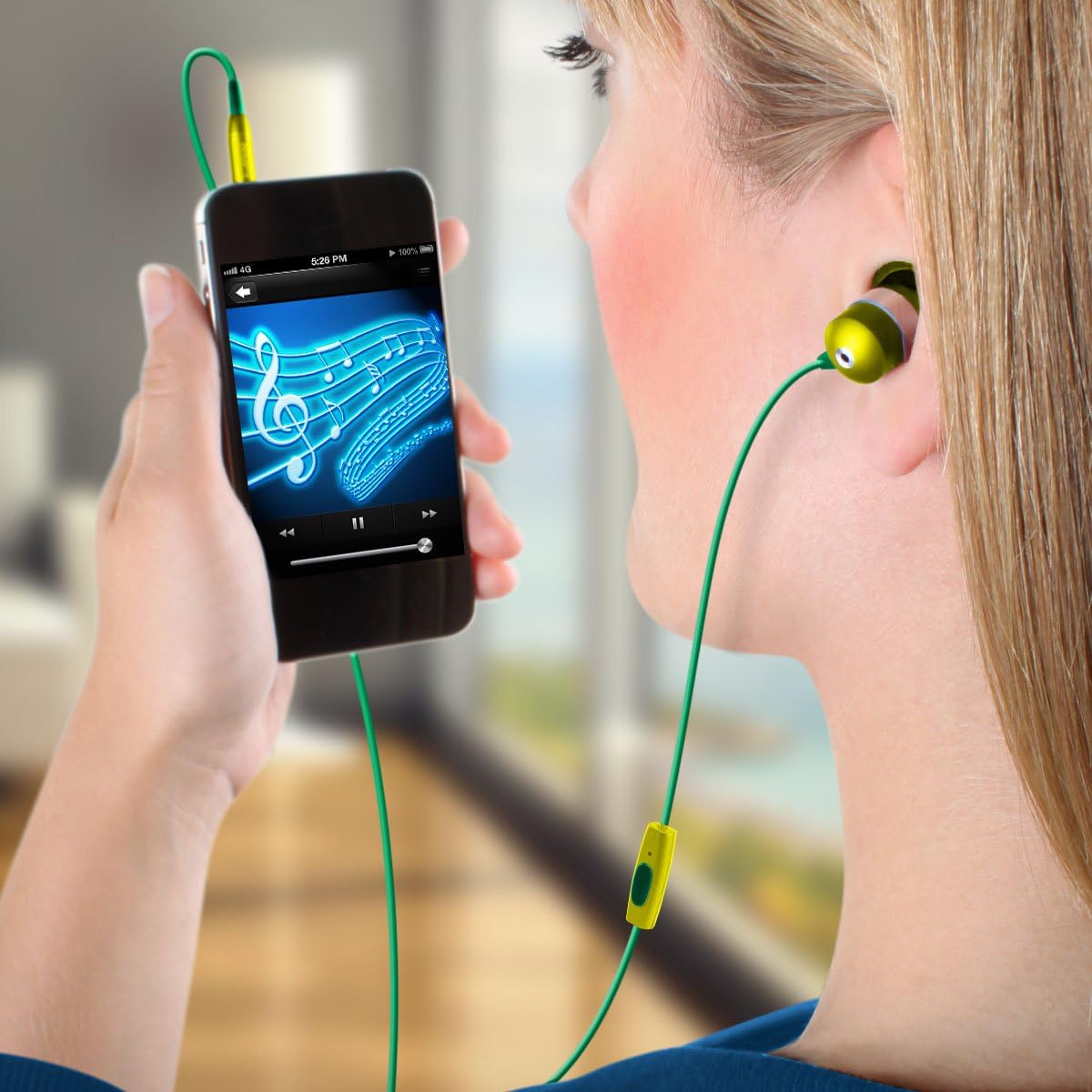 GOgroove AudiOHM – Auriculares HF con micrófono, graves profundos y cómodos geles de oído (verde y dorado), auriculares intrauditivos con diseño de