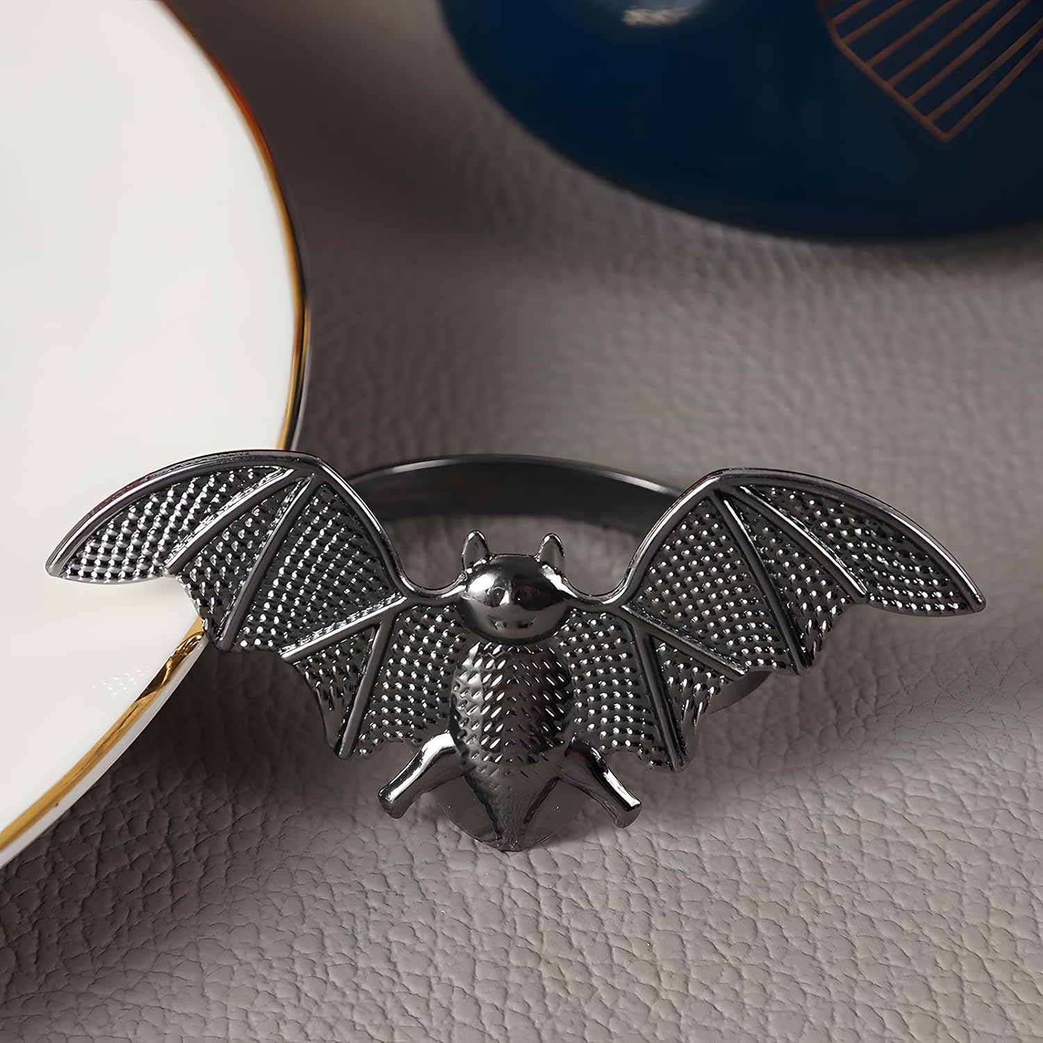 Juego de 6 servilleteros de metal, servilleteros de Halloween para cena, banquete de fiesta de vacaciones, decoración de mesa de buffet (murciélago)